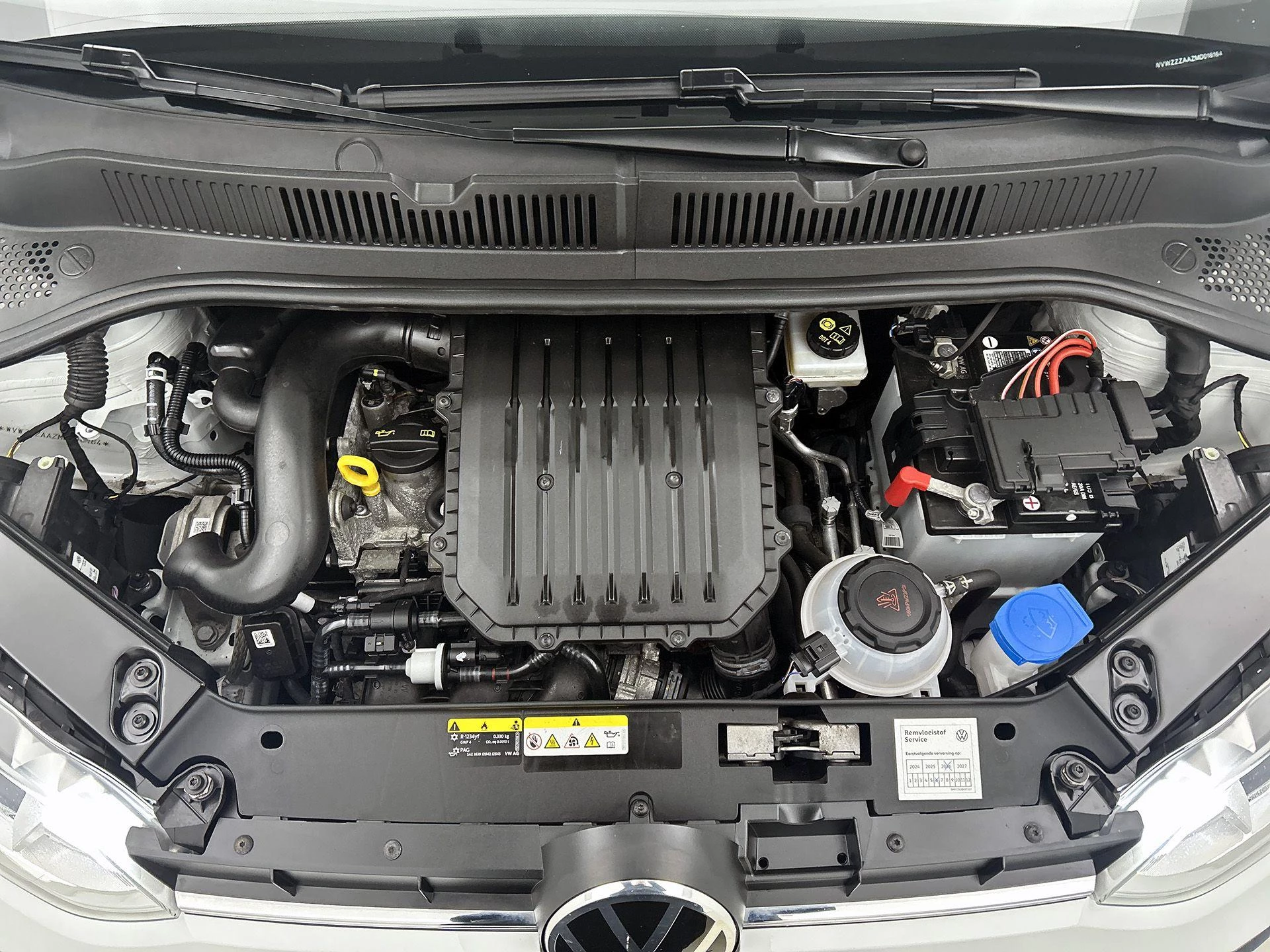 Volkswagen-up!-image-20