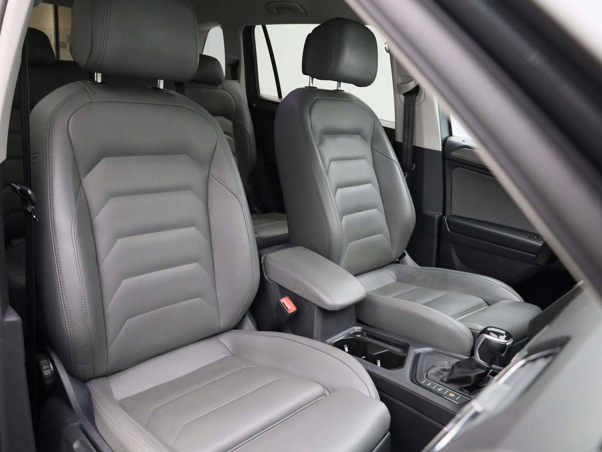 Volkswagen-Tiguan Allspace-image-40