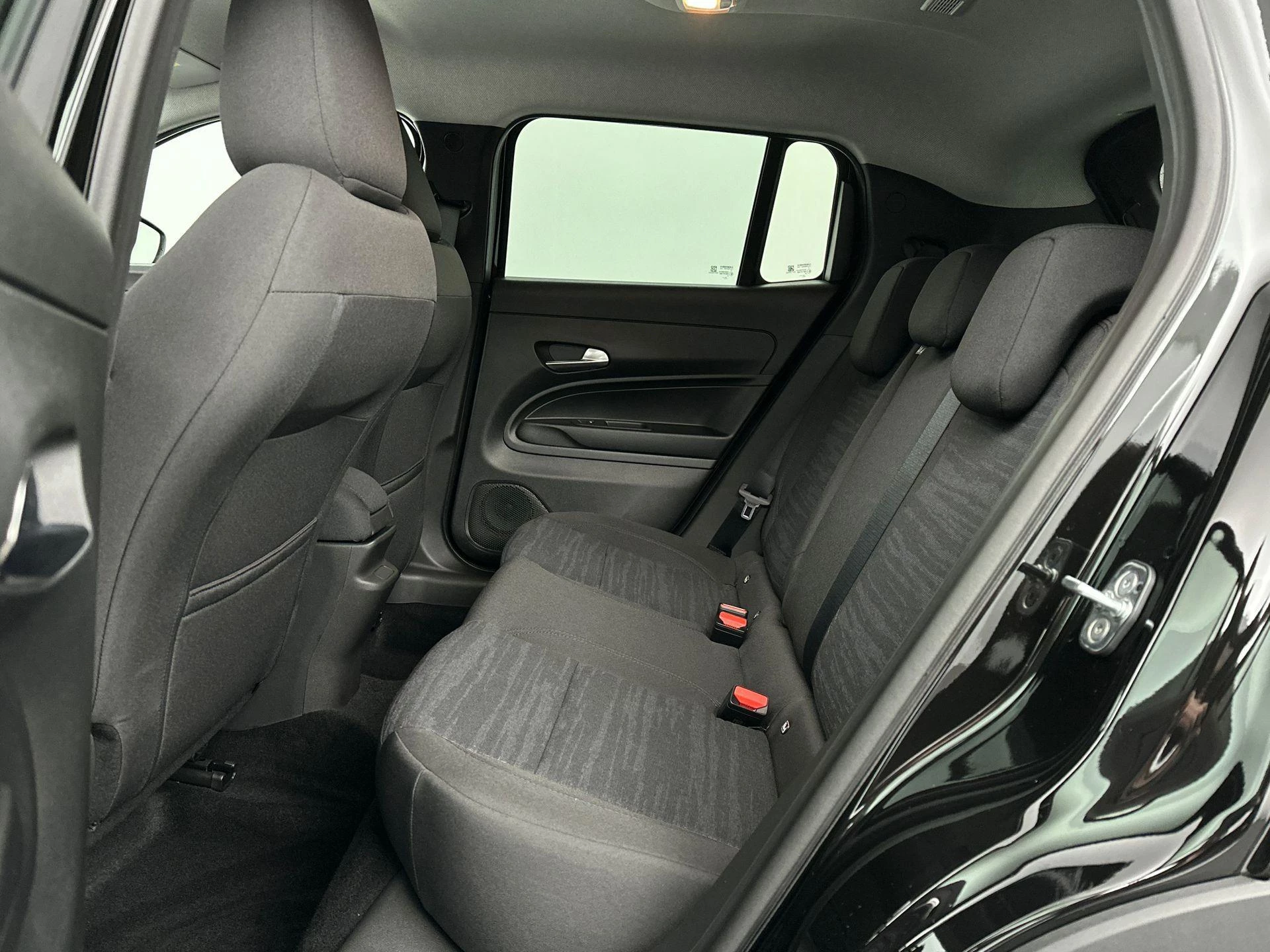 Jeep-Avenger-image-23