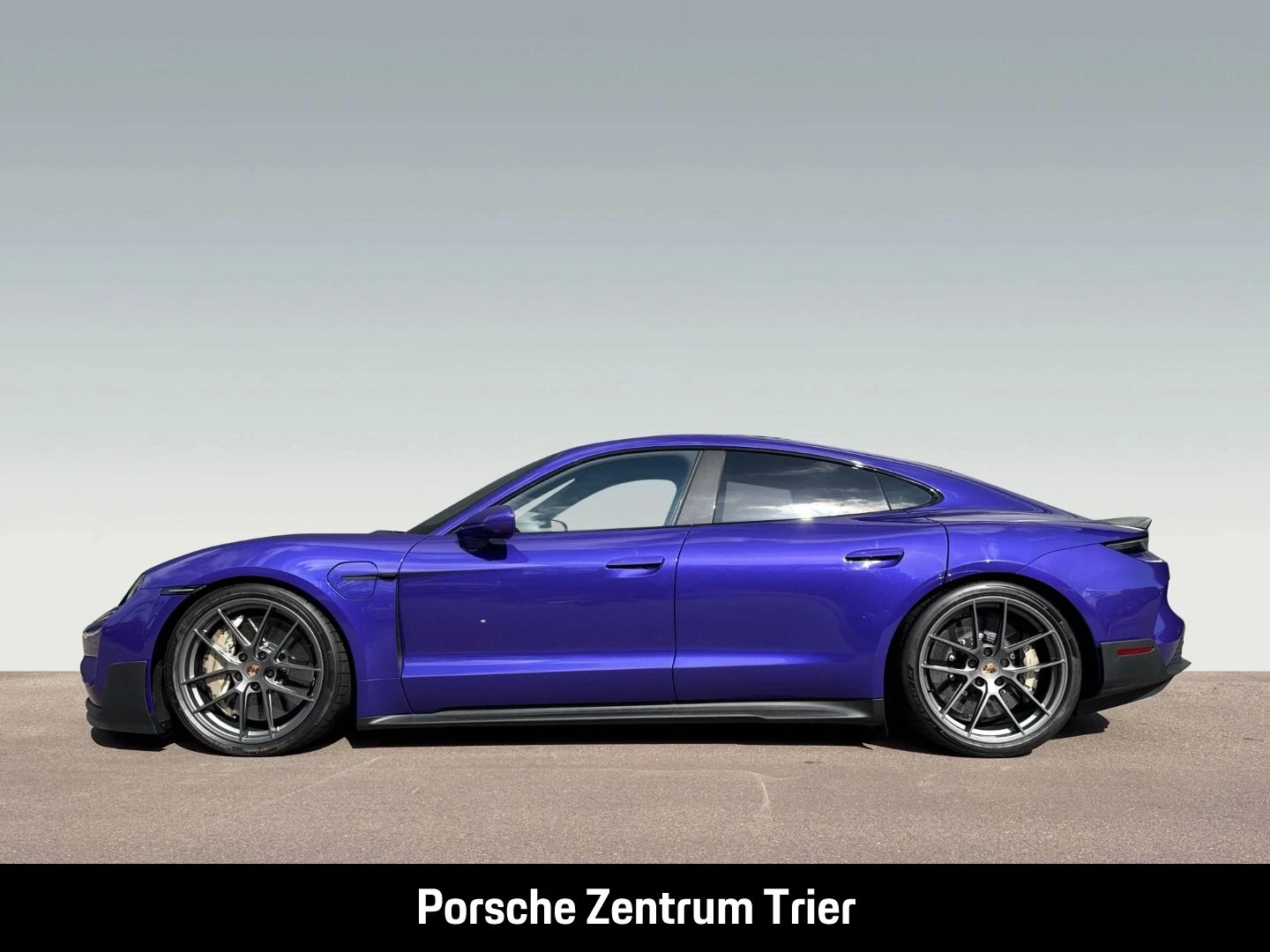 Porsche-Taycan-image-1