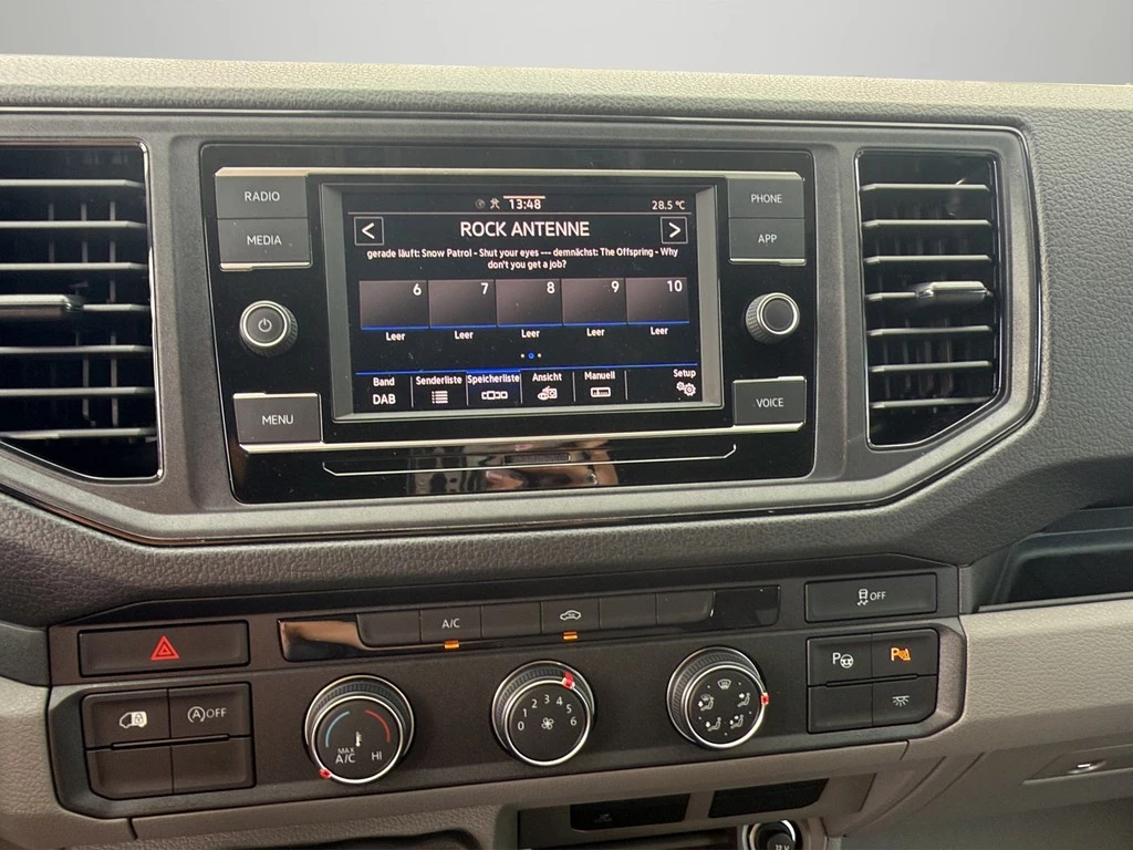Volkswagen Crafter Kasten 30 mittellang Hochdach *KAMERA*AHK*TOTWINKEL*