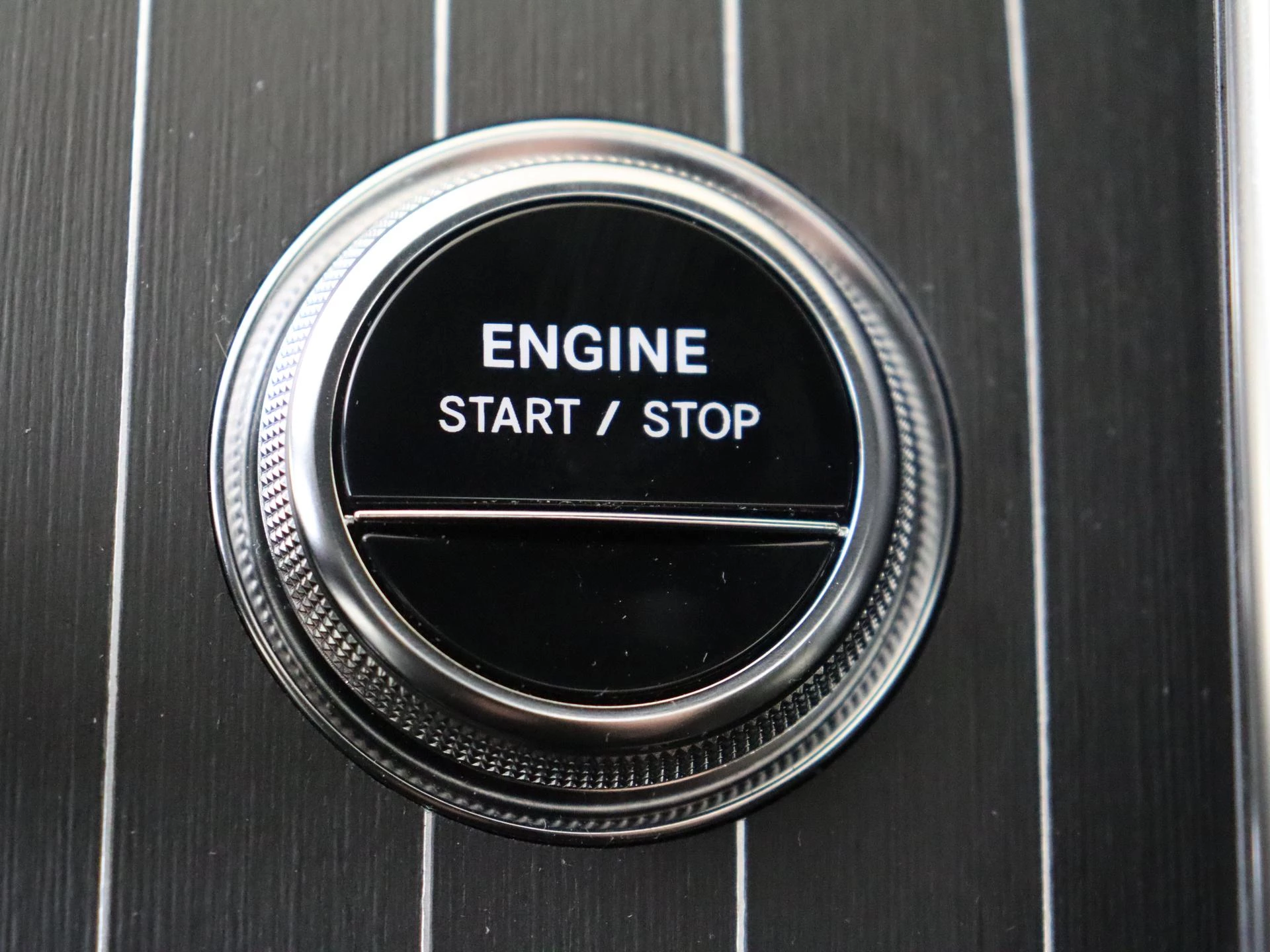 Mercedes-Benz-GLC-image-21