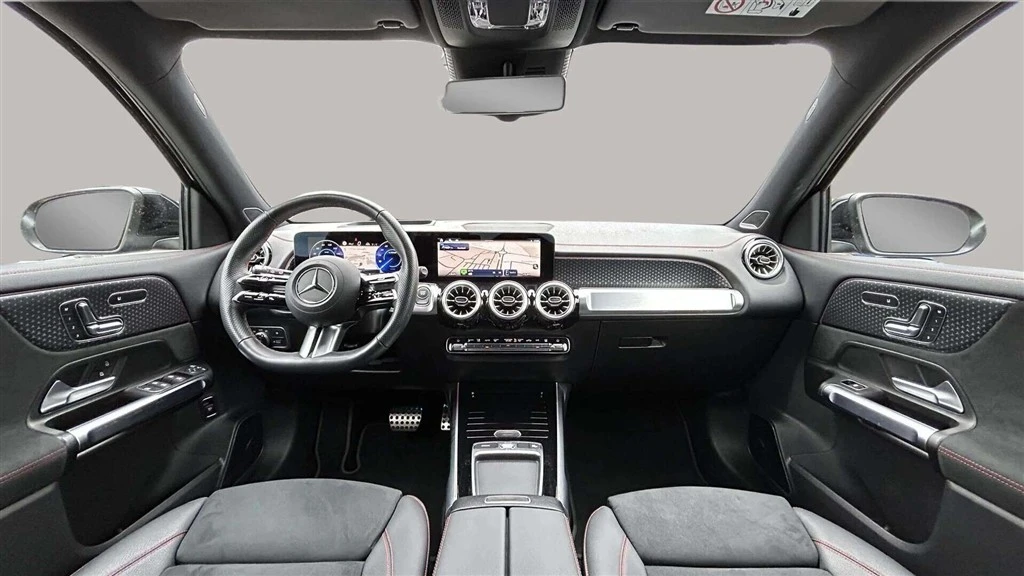 Mercedes-Benz-EQB-image-14