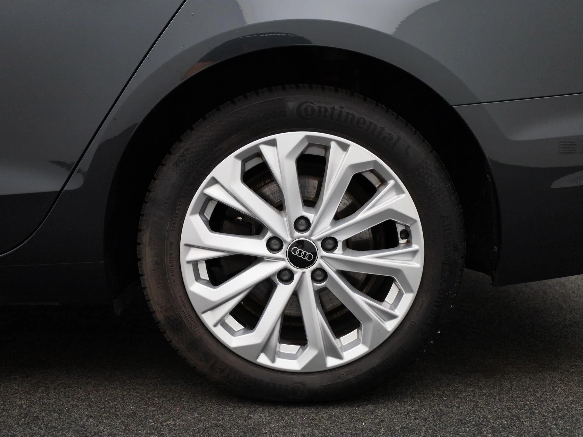 Audi-A4-image-12