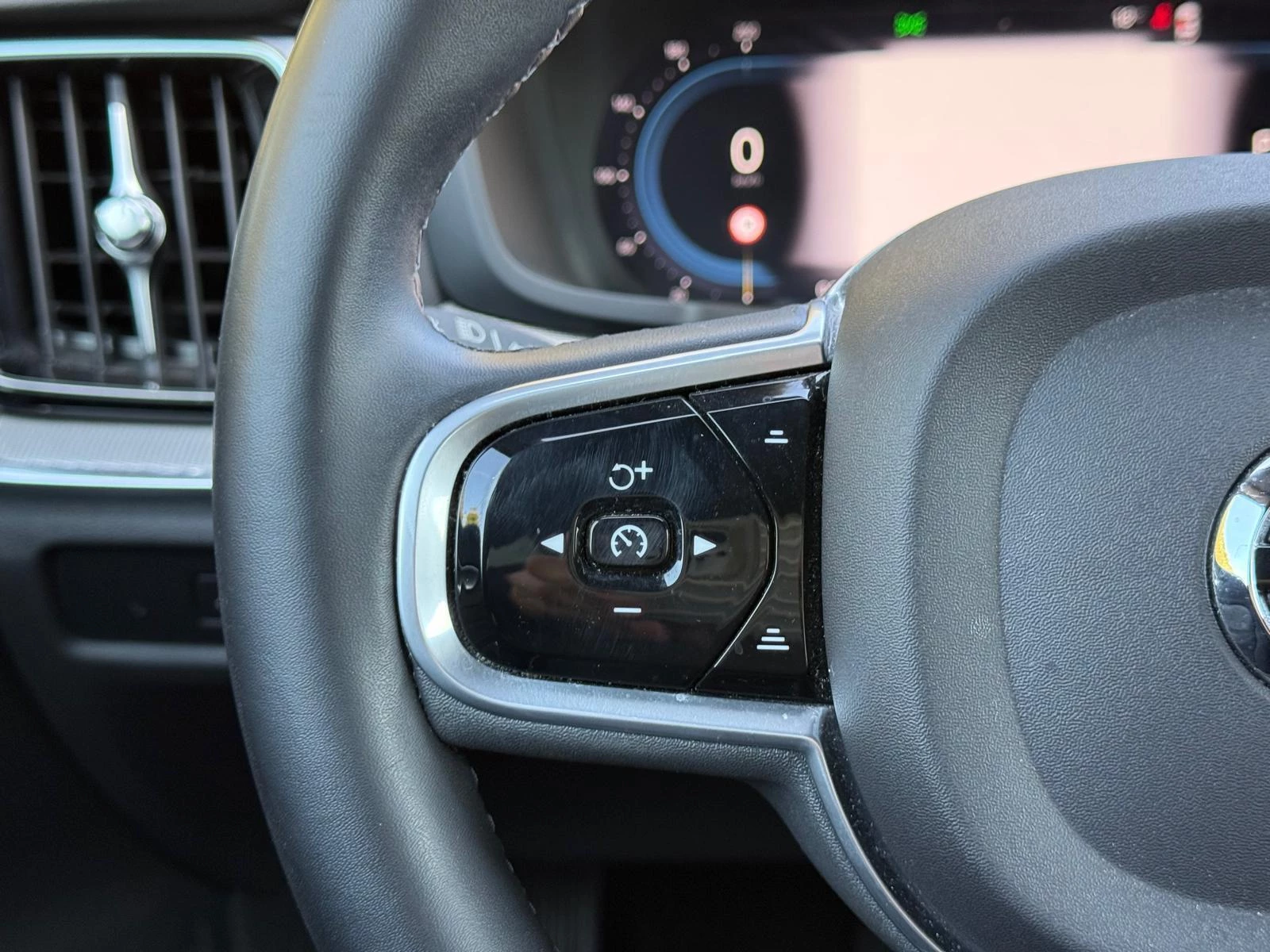 Volvo-V60-image-13