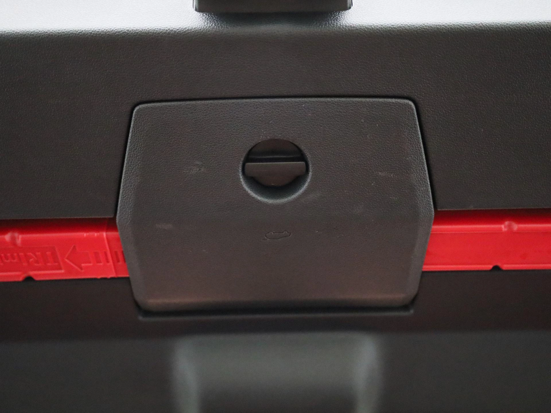 Volkswagen-Polo-image-11