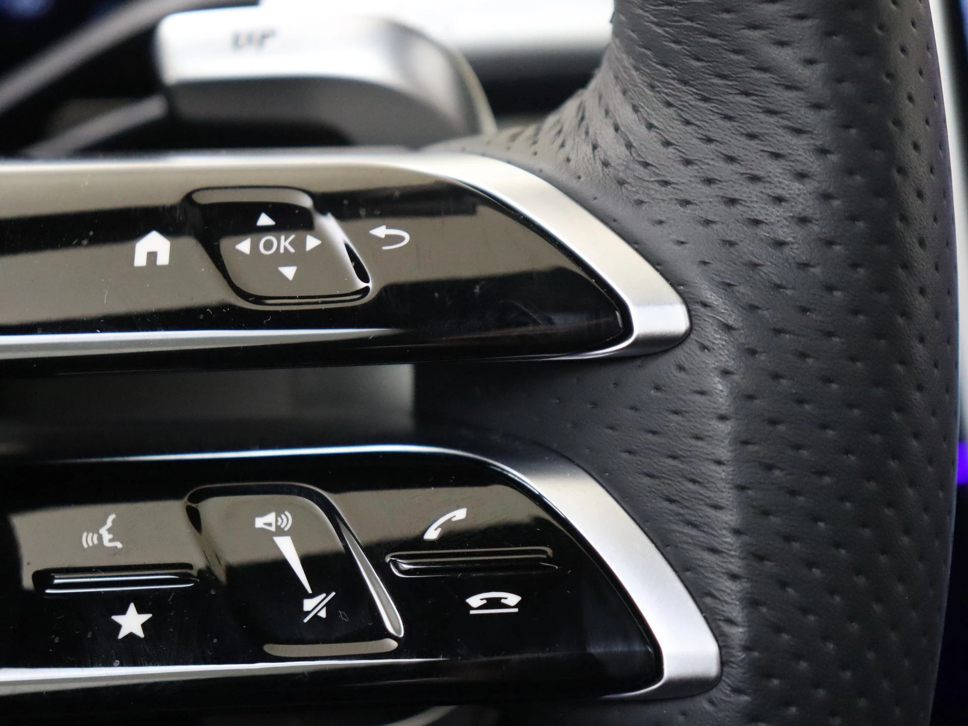 Mercedes-Benz-S-Klasse-image-22
