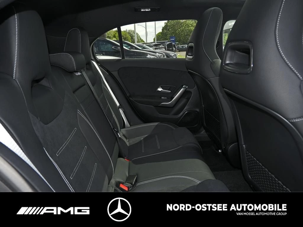 Mercedes-Benz A-Klasse 200 AMG ADV.+ PANO MBUX NIGHT AMG Line