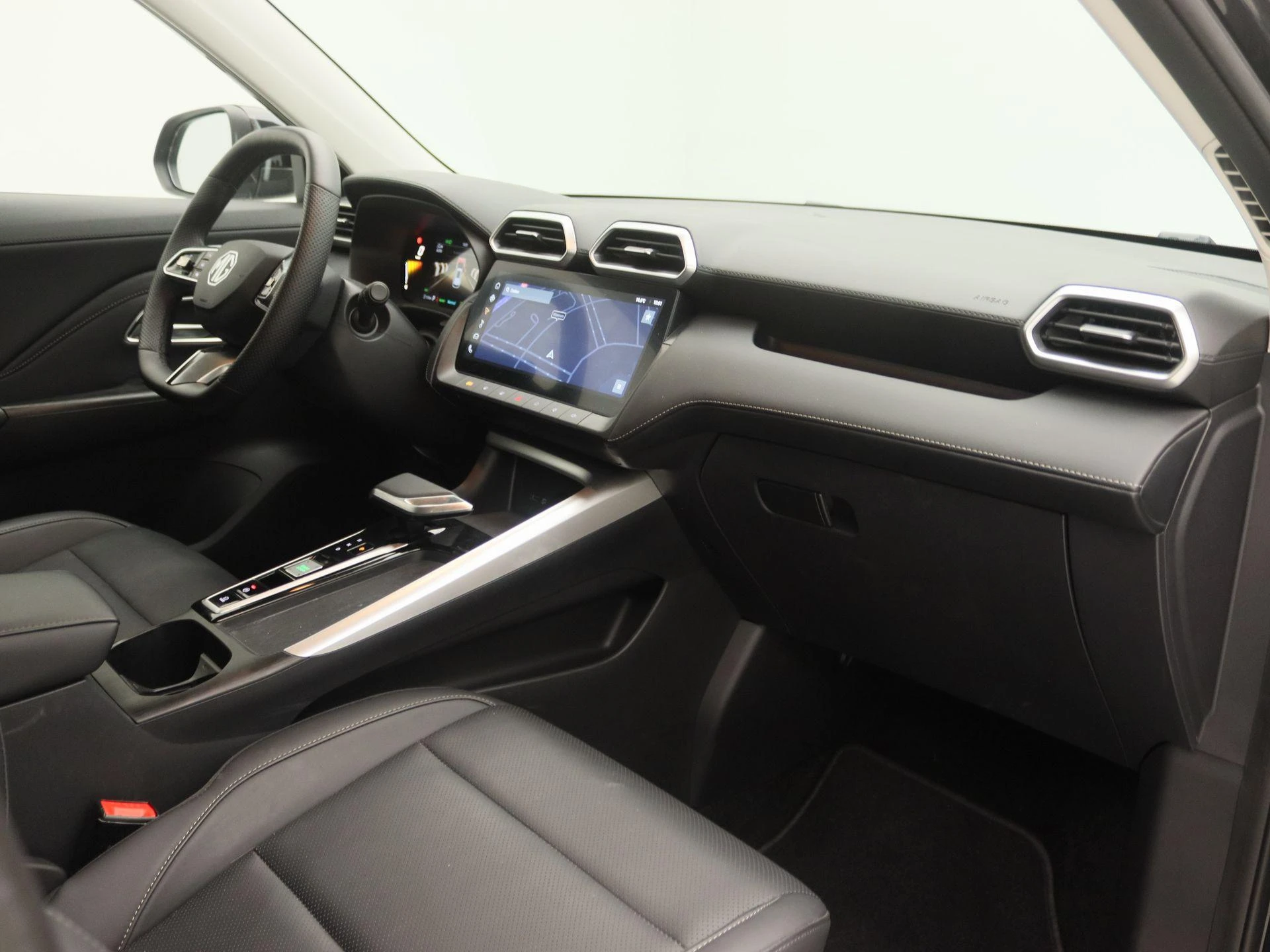 MG-ZS-image-22