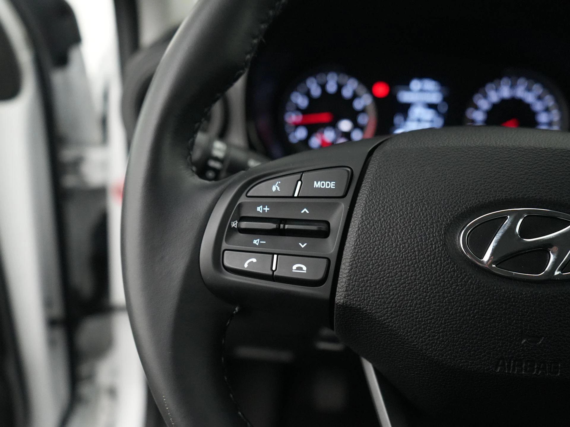 Hyundai-i10-image-21