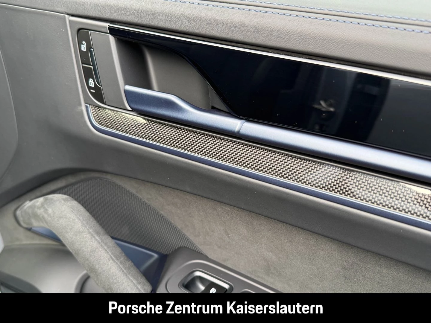 Porsche-Cayenne-image-26