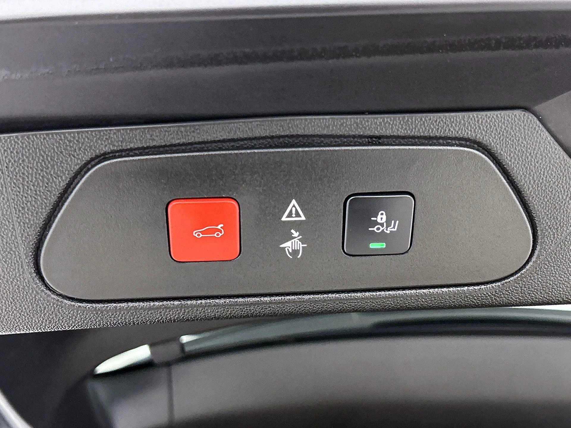 Opel-Grandland X-image-16