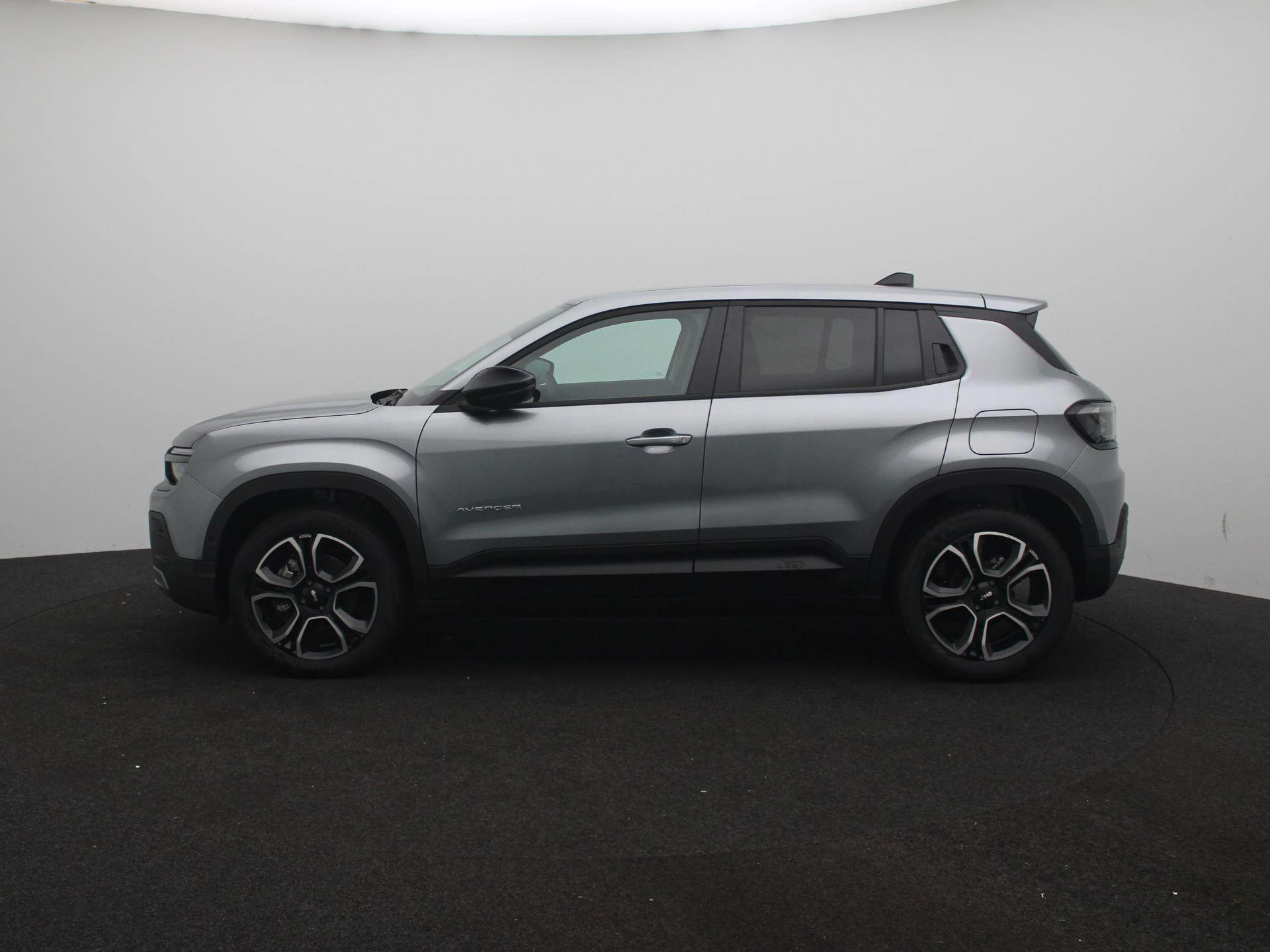 Jeep Avenger 1.2 e-Hybrid Summit