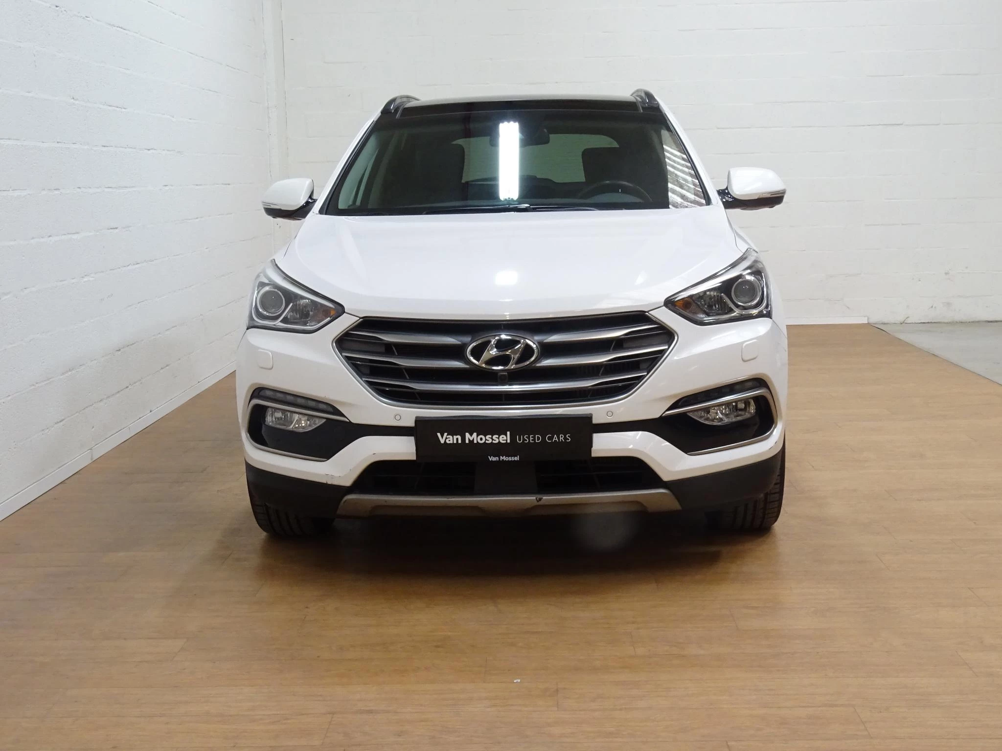 Hyundai-Santa Fe-image-9