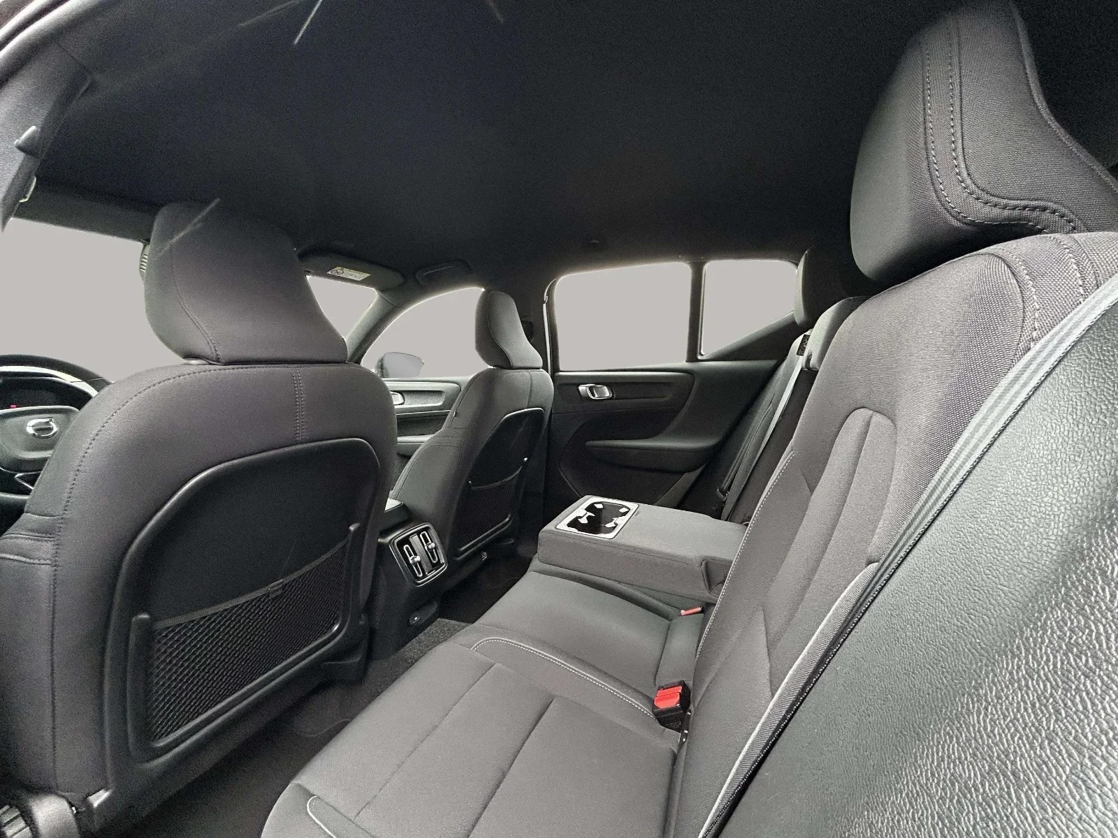 Volvo-XC40-image-15