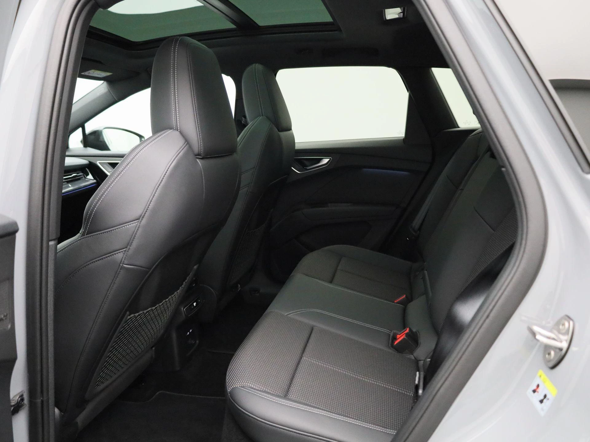 Audi-Q4 e-tron-image-9