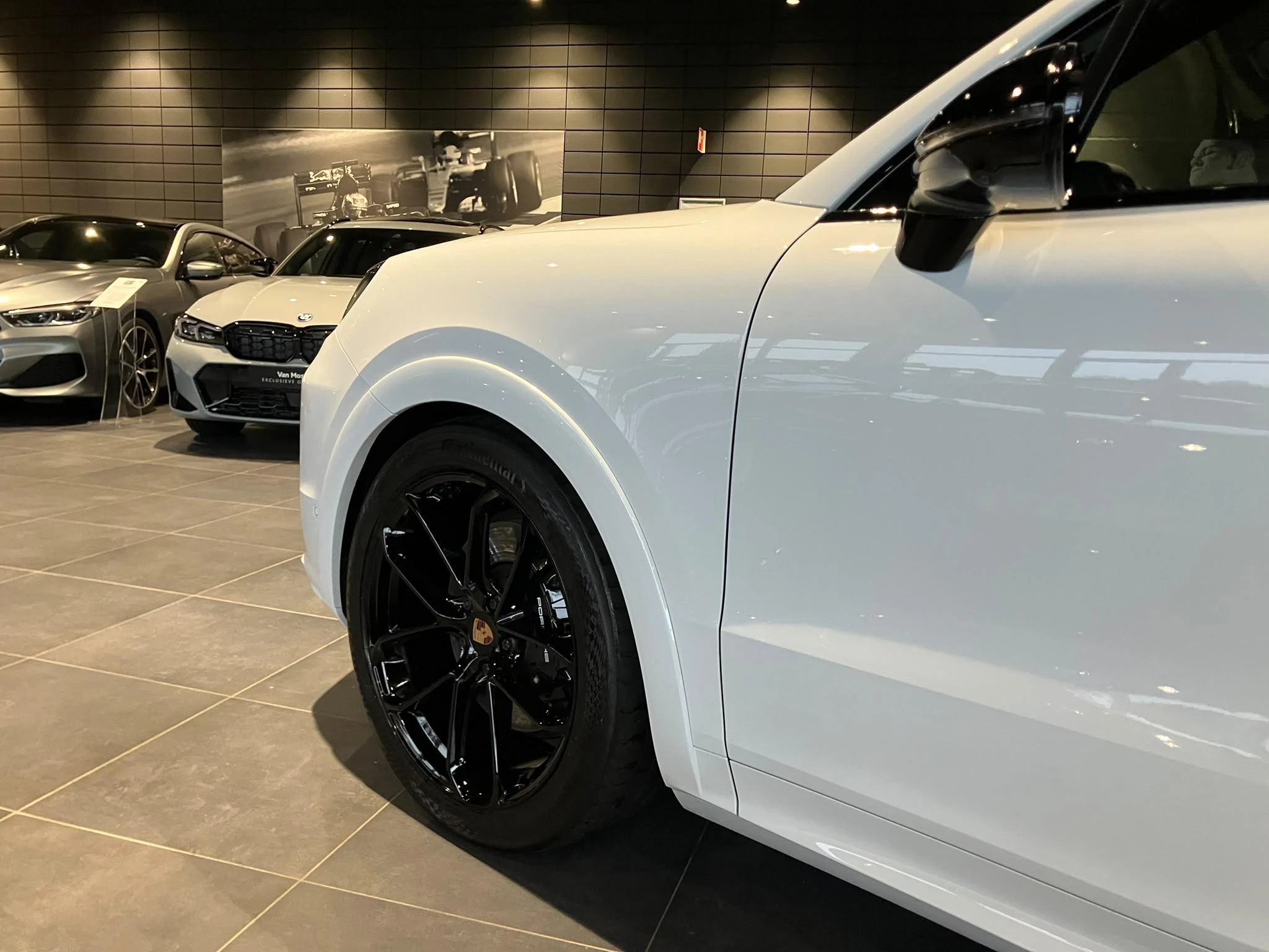 Porsche-Cayenne-image-7
