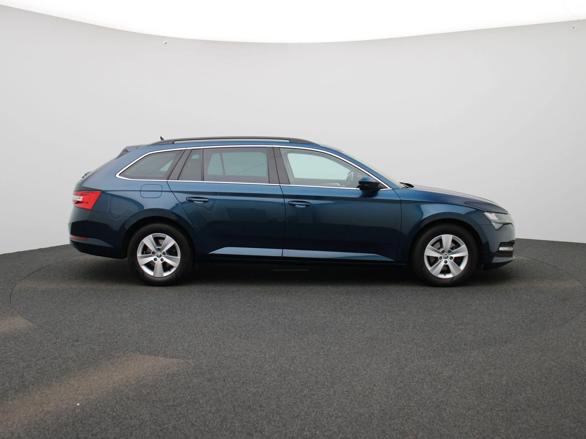 Škoda-Superb-image-5