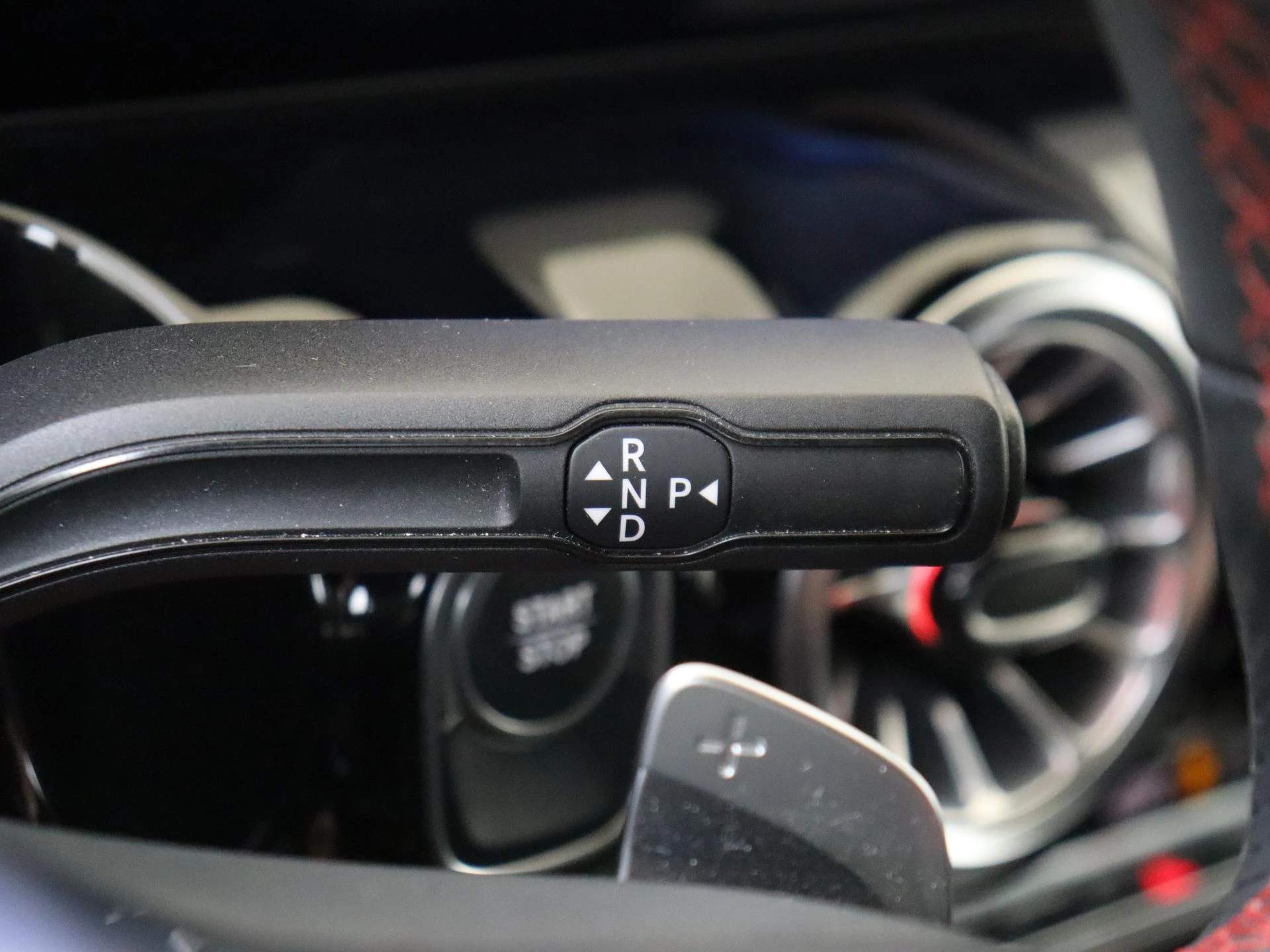 Mercedes-Benz EQA 350 4MATIC Edition 1 67 kWh