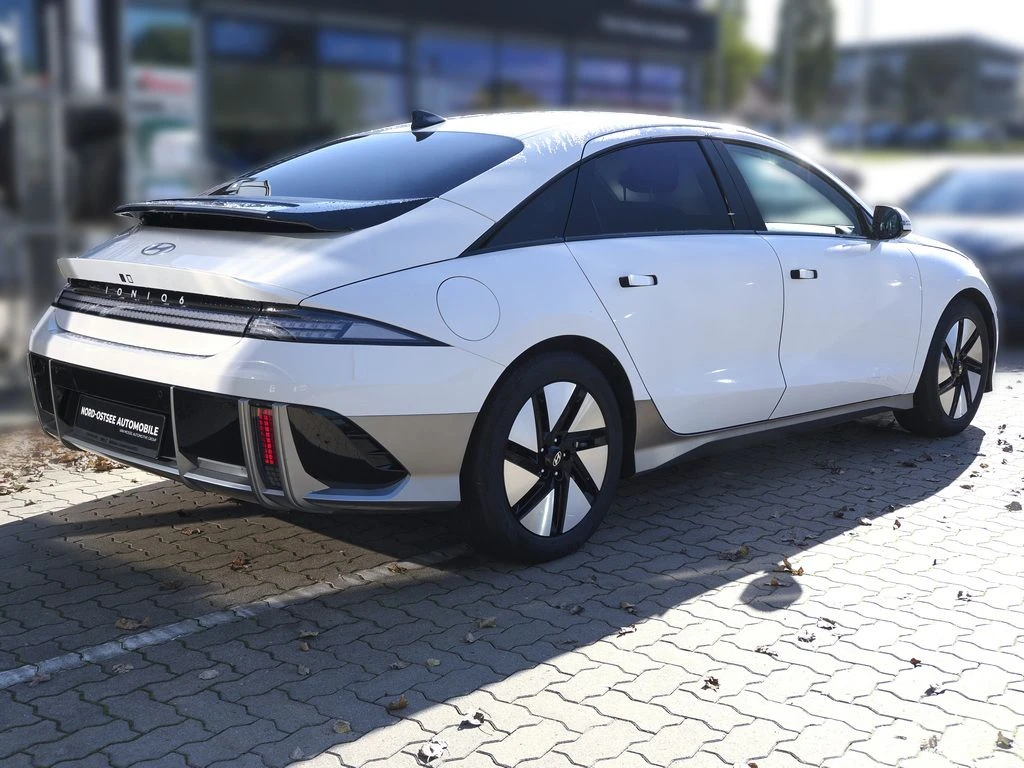 Hyundai-IONIQ 6-image-5