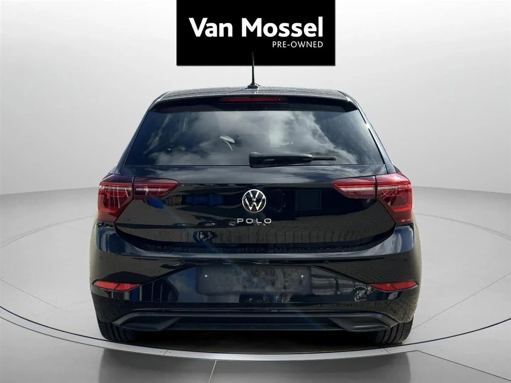 Volkswagen-Polo-image-5