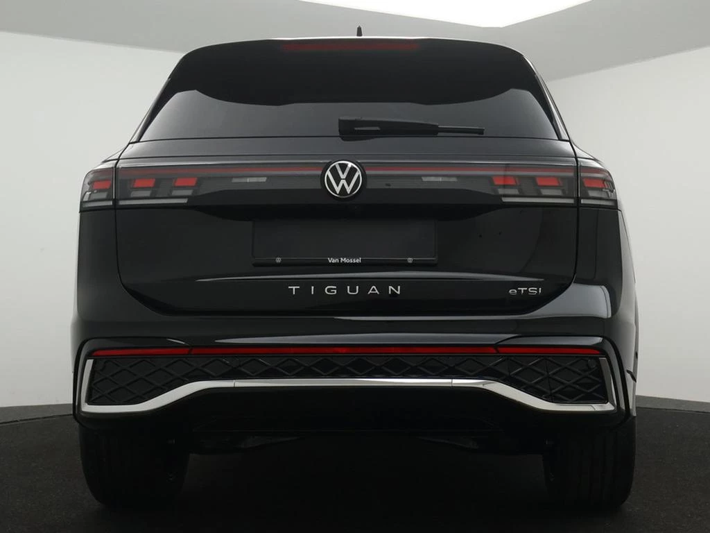Volkswagen Tiguan Tiguan R-Line 1.5 eTSI 150PK *AUTOMAAT* DEMO *