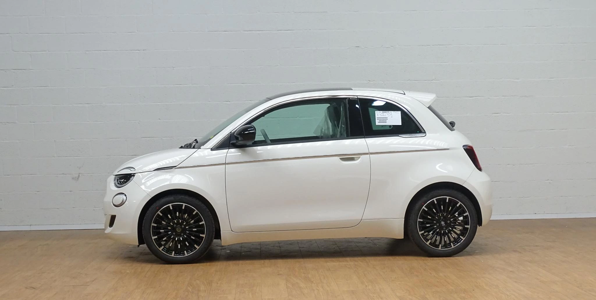 Fiat 500 1.0 Hybrid LA PRIMA
