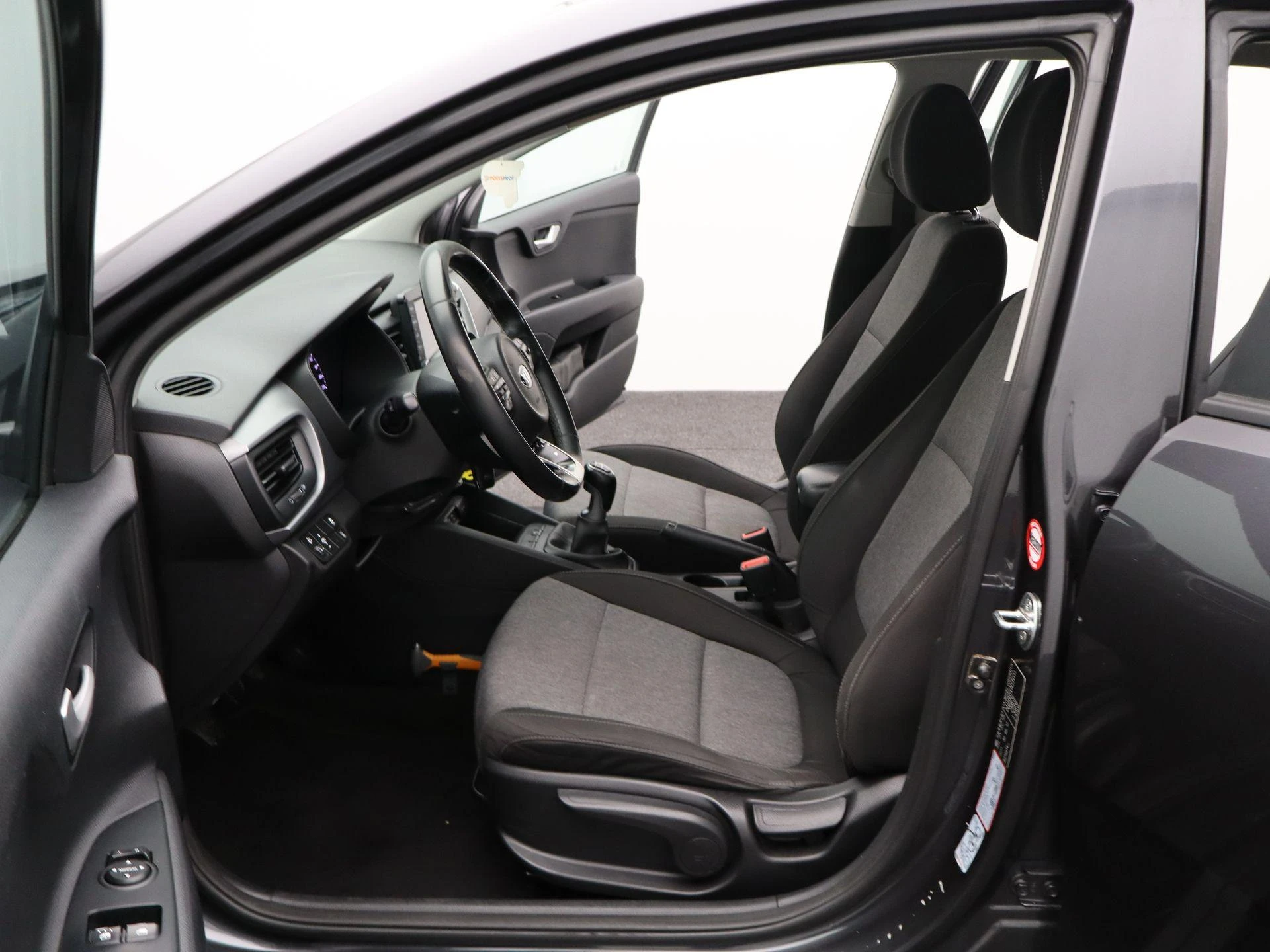 Kia-Stonic-image-12
