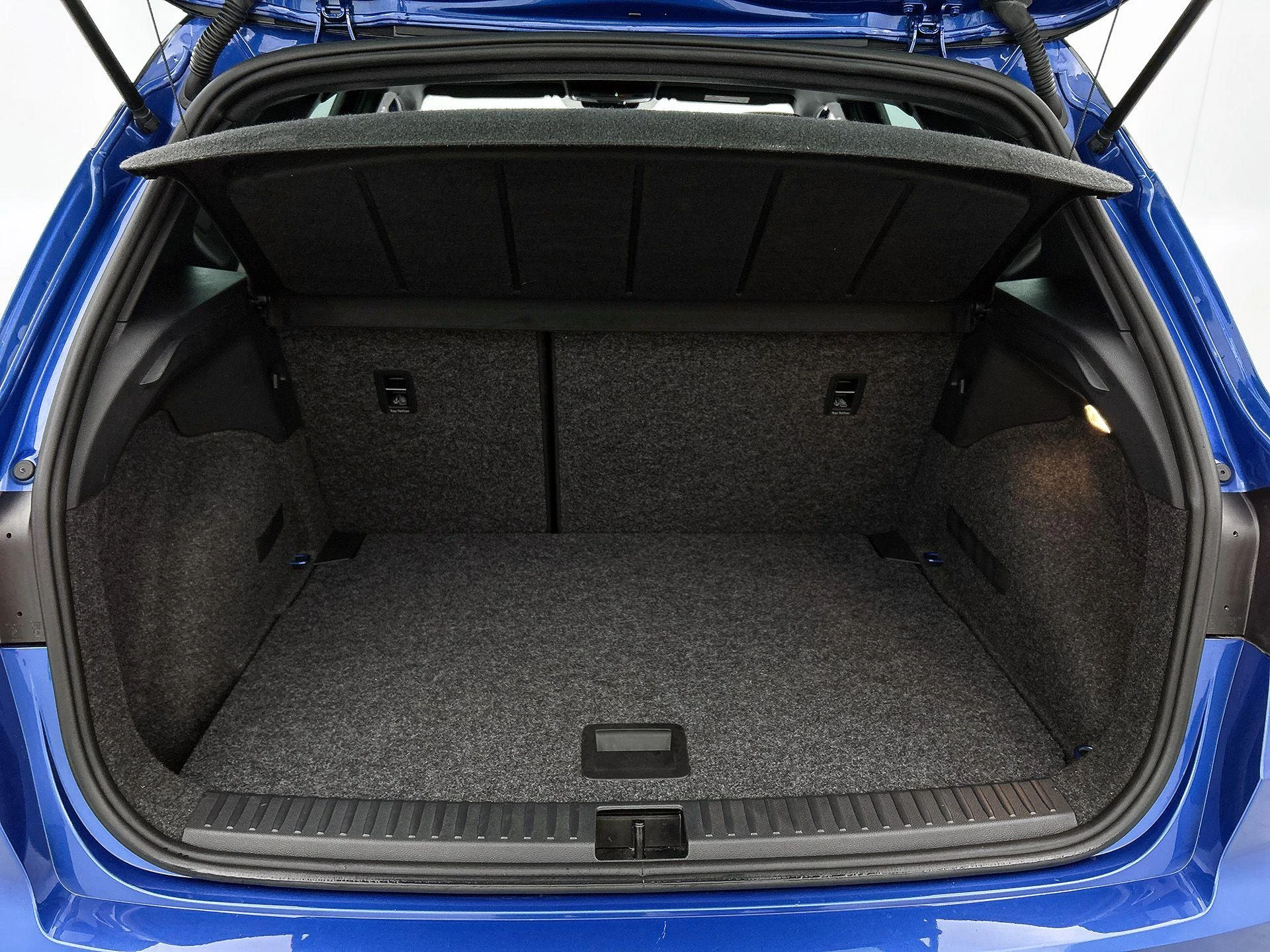 SEAT-Arona-image-25