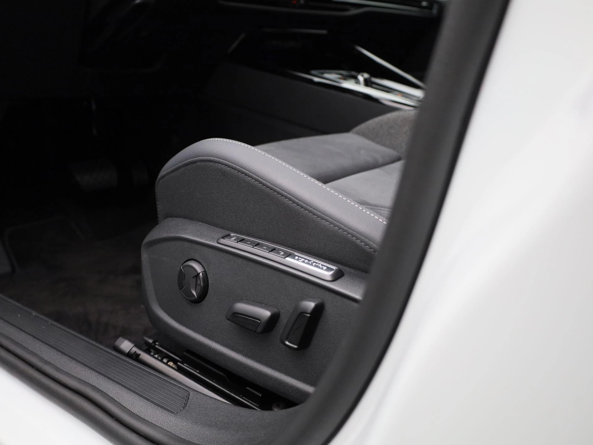 Volkswagen Golf 1.5 eHybrid Style Edition 204 PK|