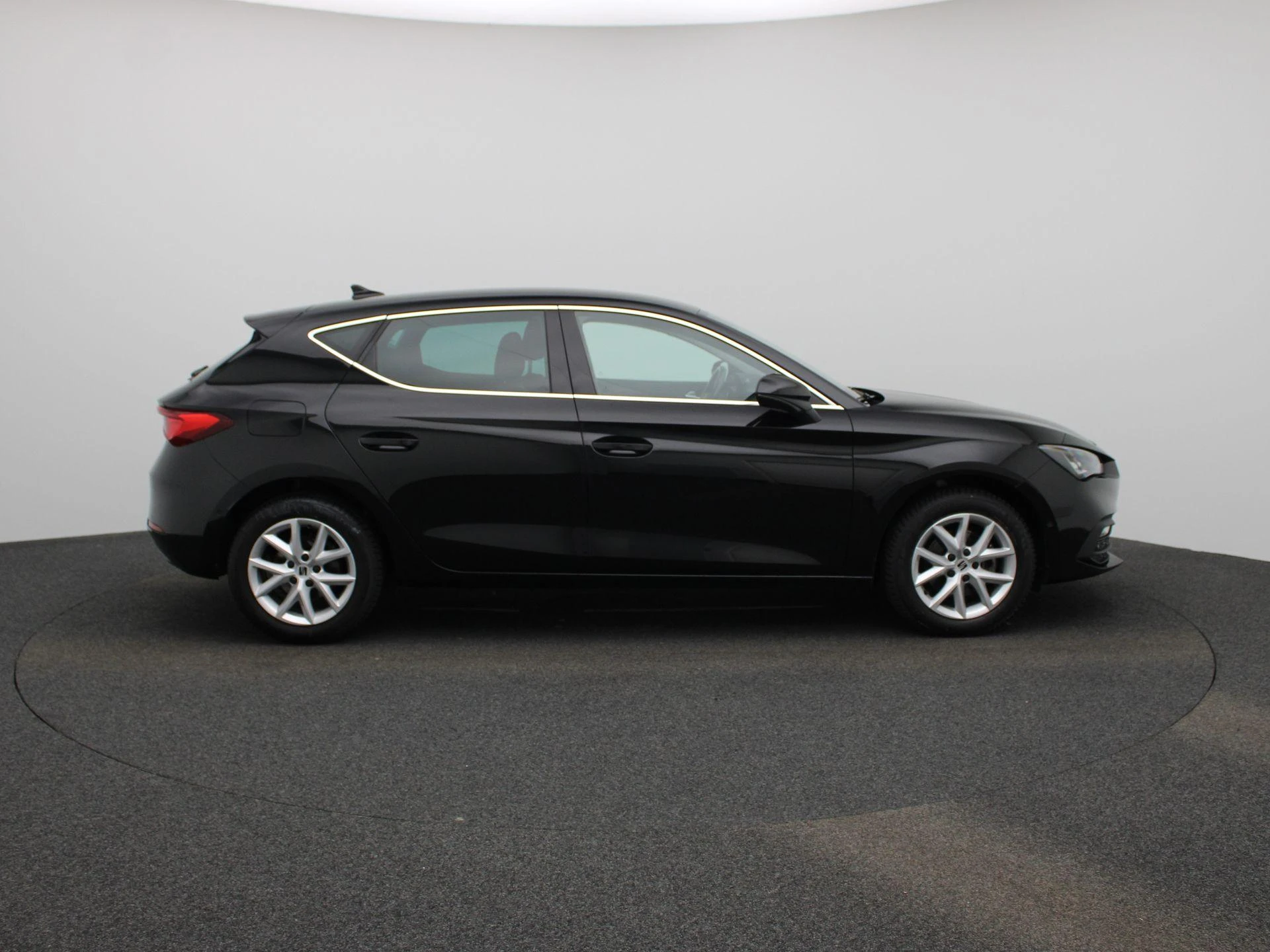 SEAT-Leon-image-5