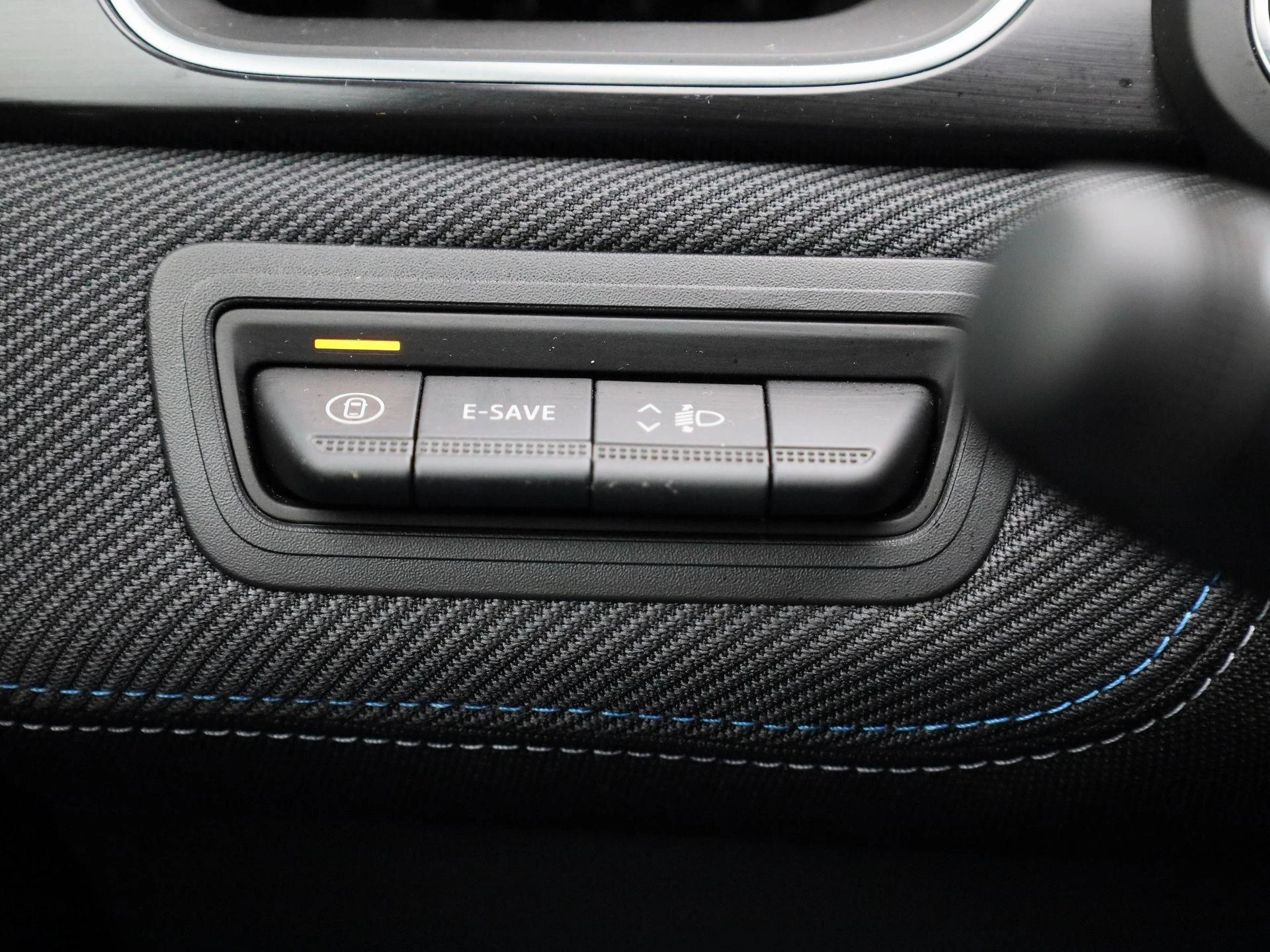 Renault-Captur-image-18
