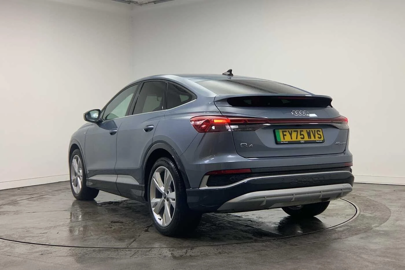 Audi-Q4 Sportback e-tron-image-2