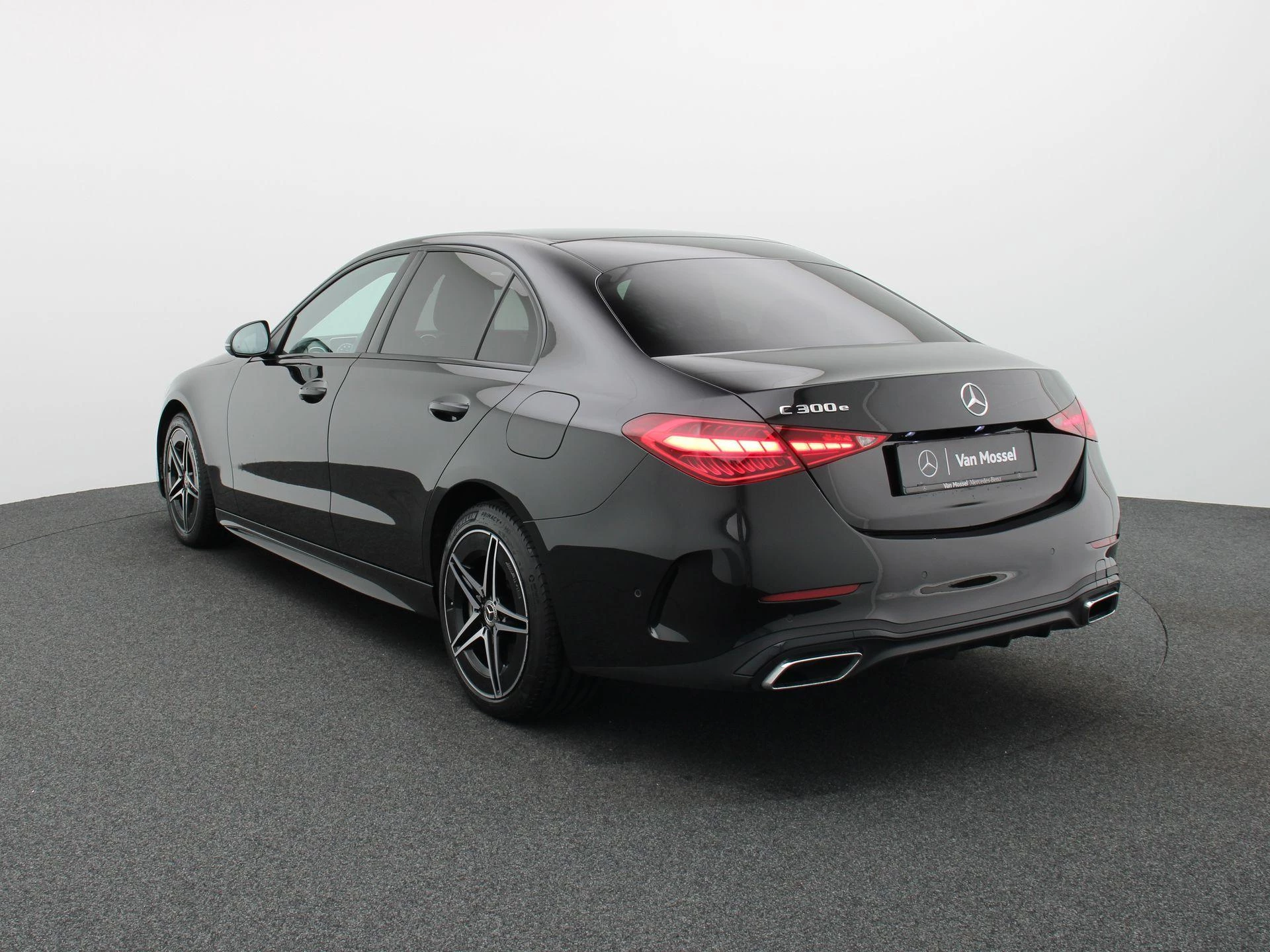 Mercedes-Benz Classe C 300 e AMG Line Berline + CARPLAY + LED + CAMERA + NIGHTPAKKET +