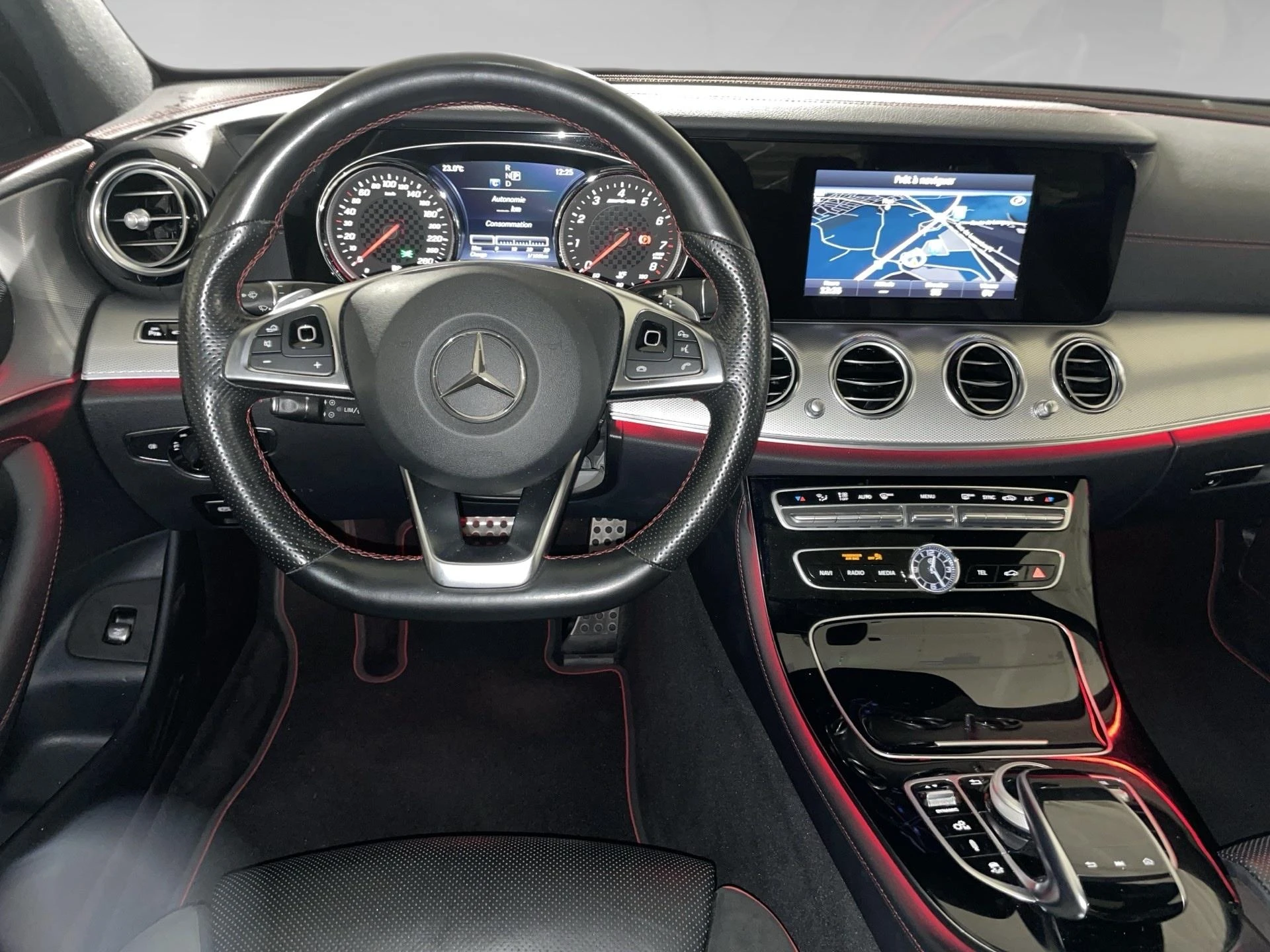 Mercedes-Benz-Classe E-image-5