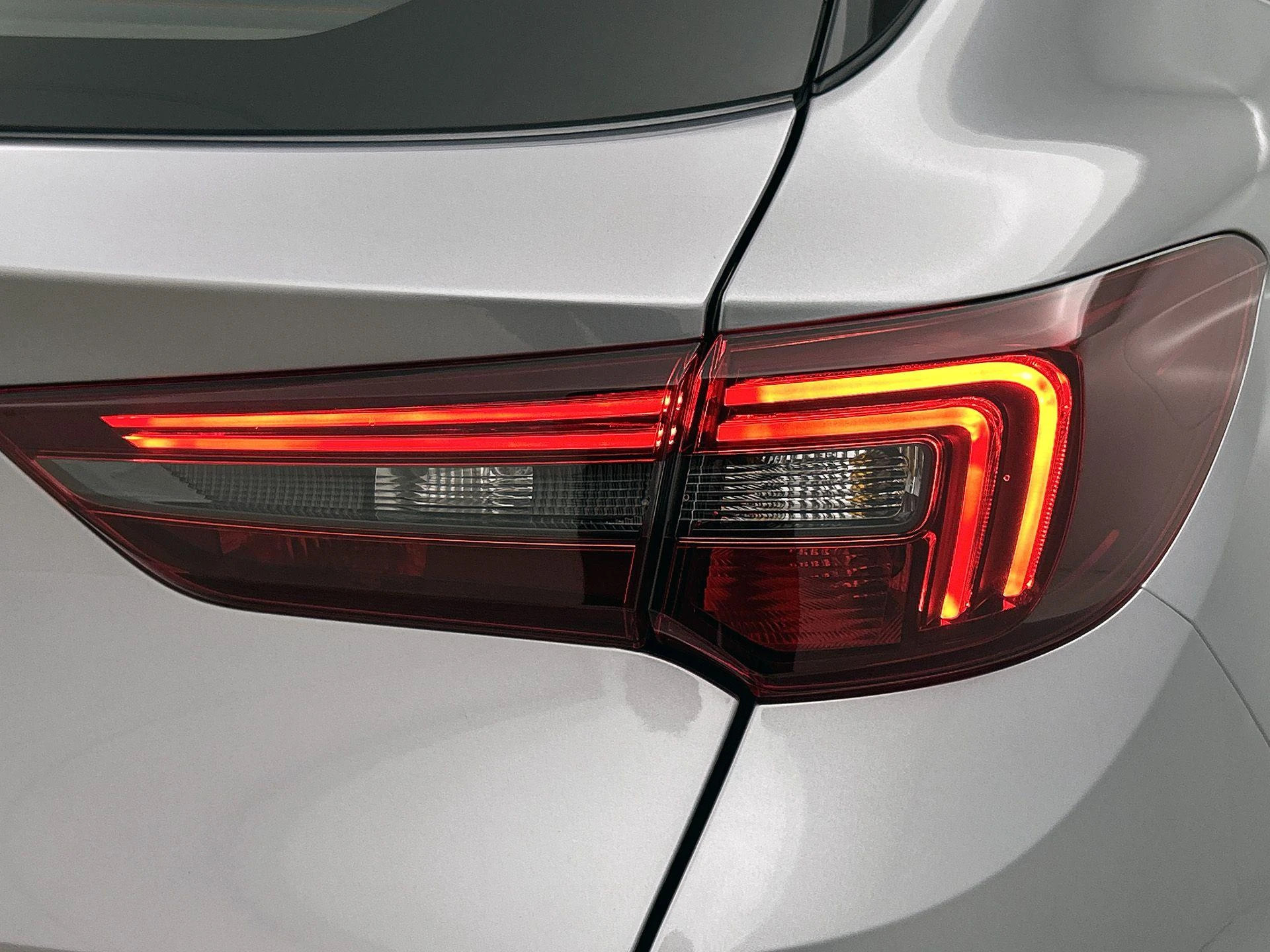 Opel-Grandland-image-25