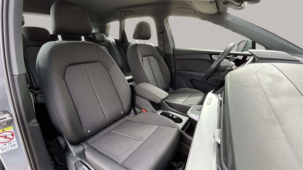 Audi-Q4 e-tron-image-17