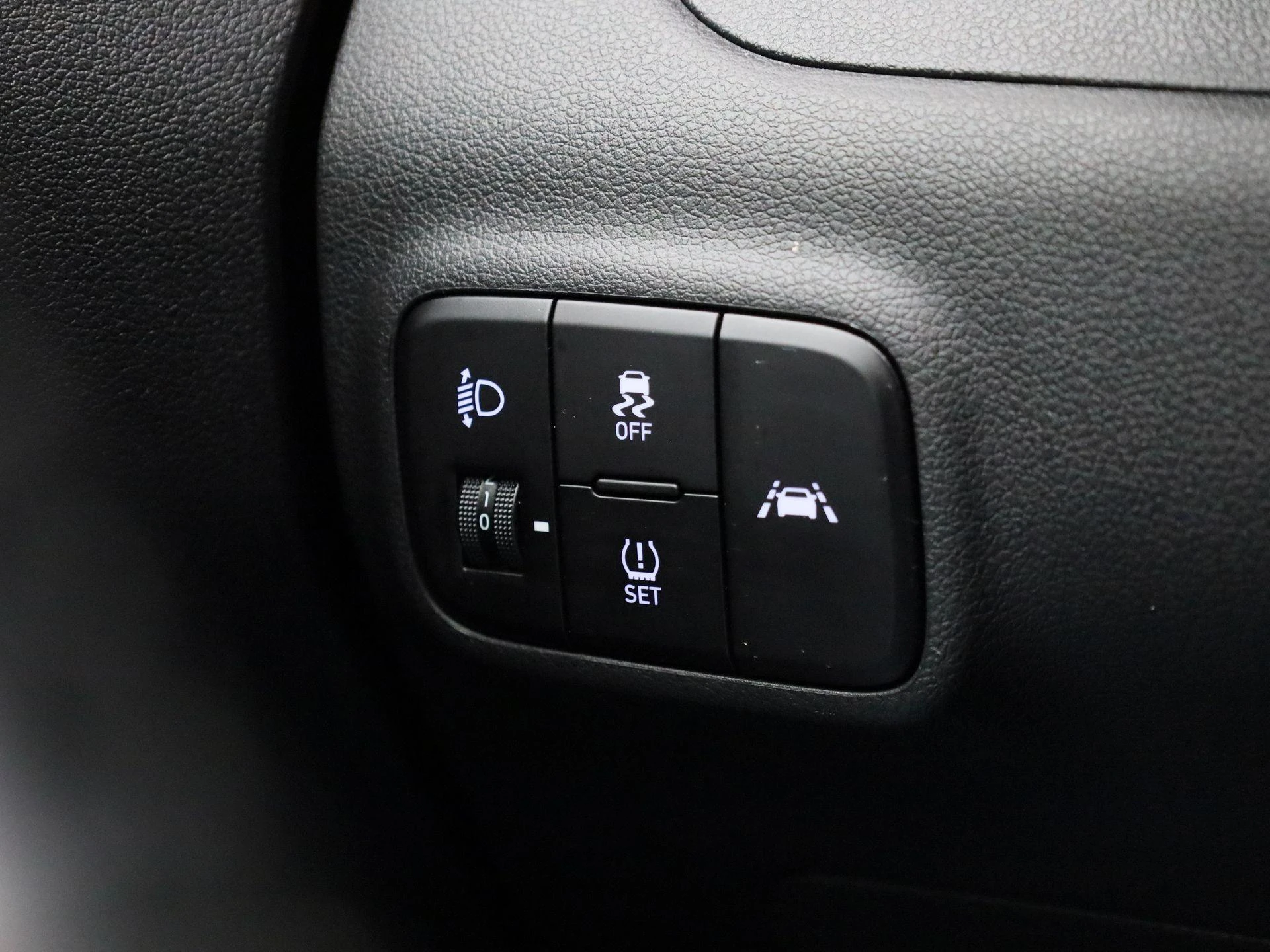 Hyundai-i10-image-20