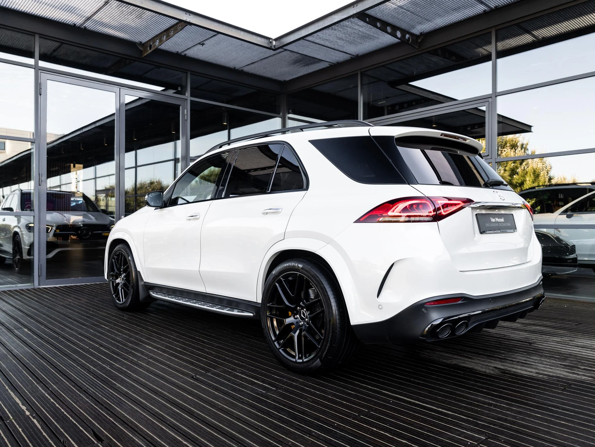 Mercedes-Benz-GLE-image-7