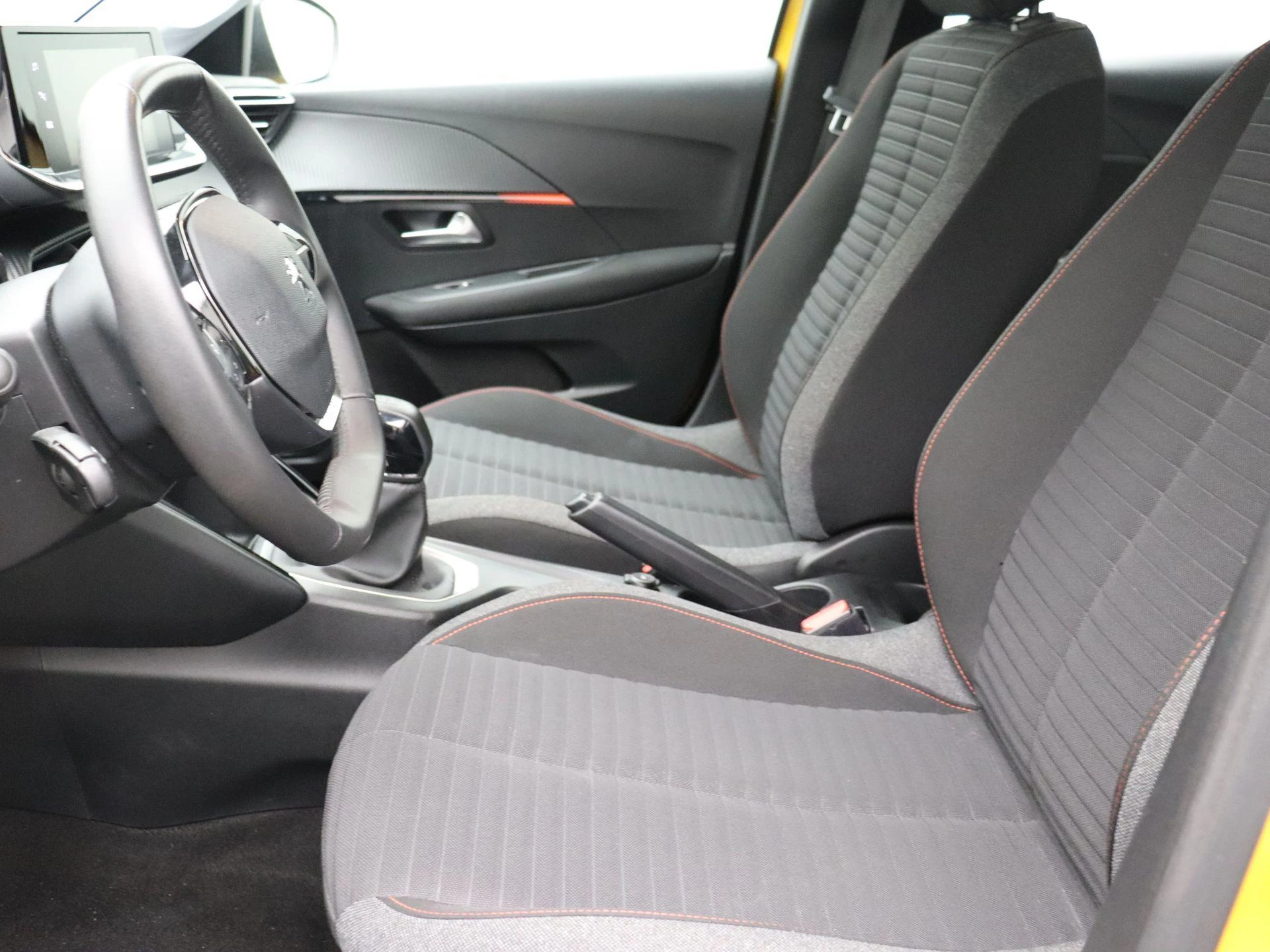 Peugeot 208 1.2 PureTech S&S Active Pack | PDC A | Carplay