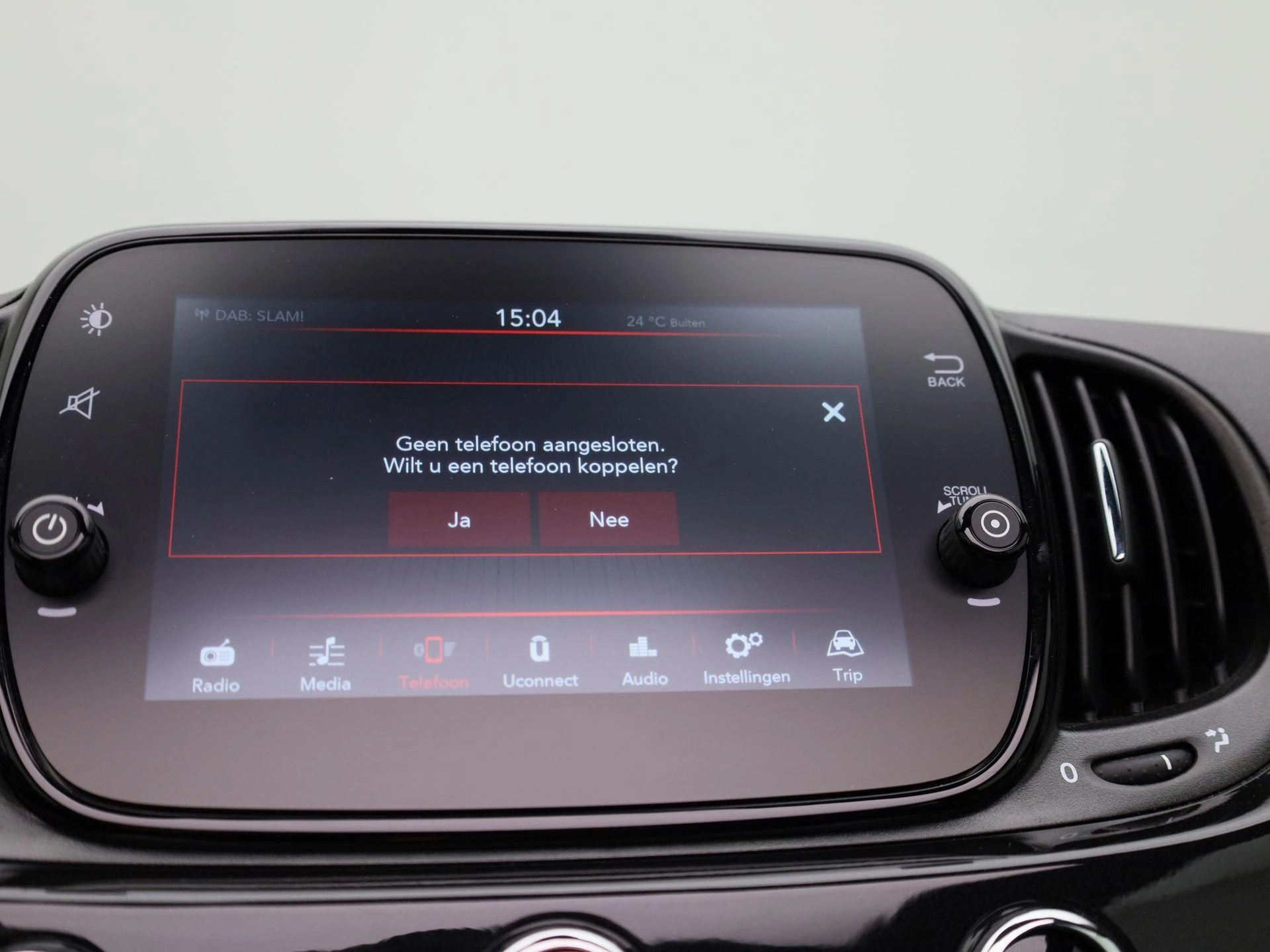 Fiat-500C-image-19