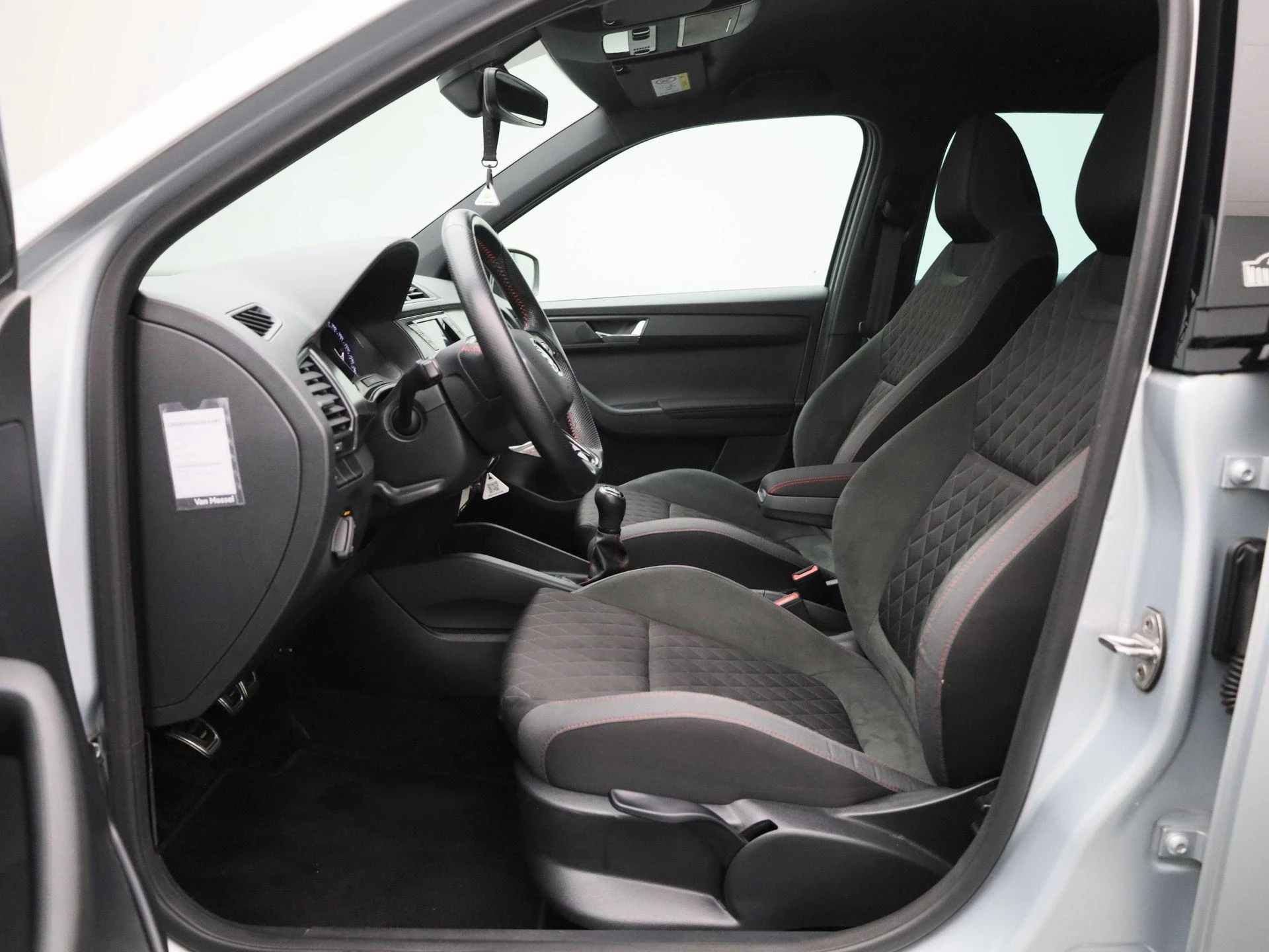 Škoda-Fabia-image-10