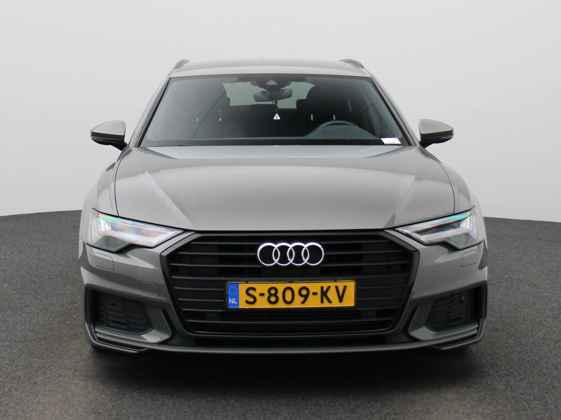 Audi-A6-image-2