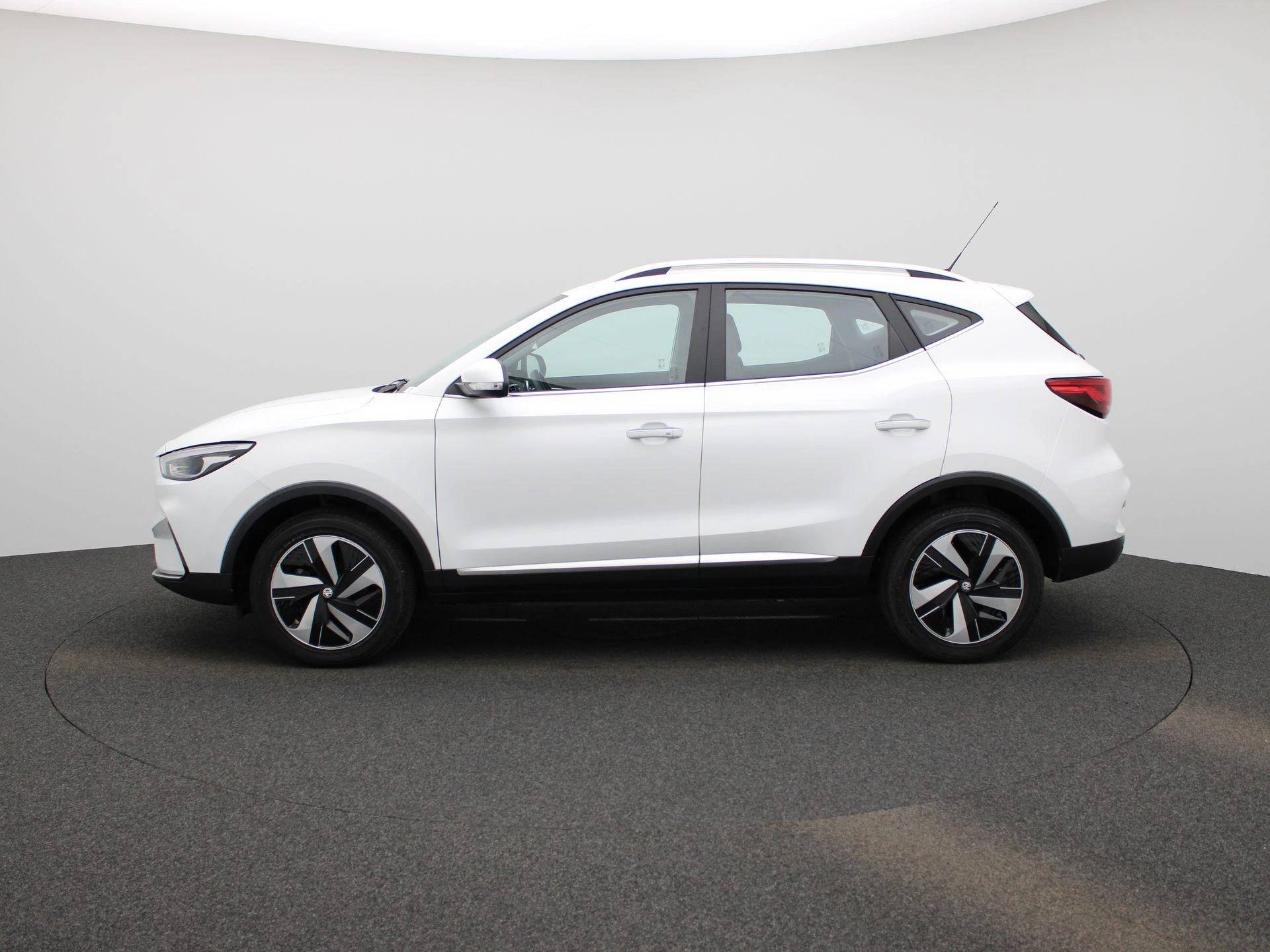 MG ZS EV Standard Range 50kWh Comfort