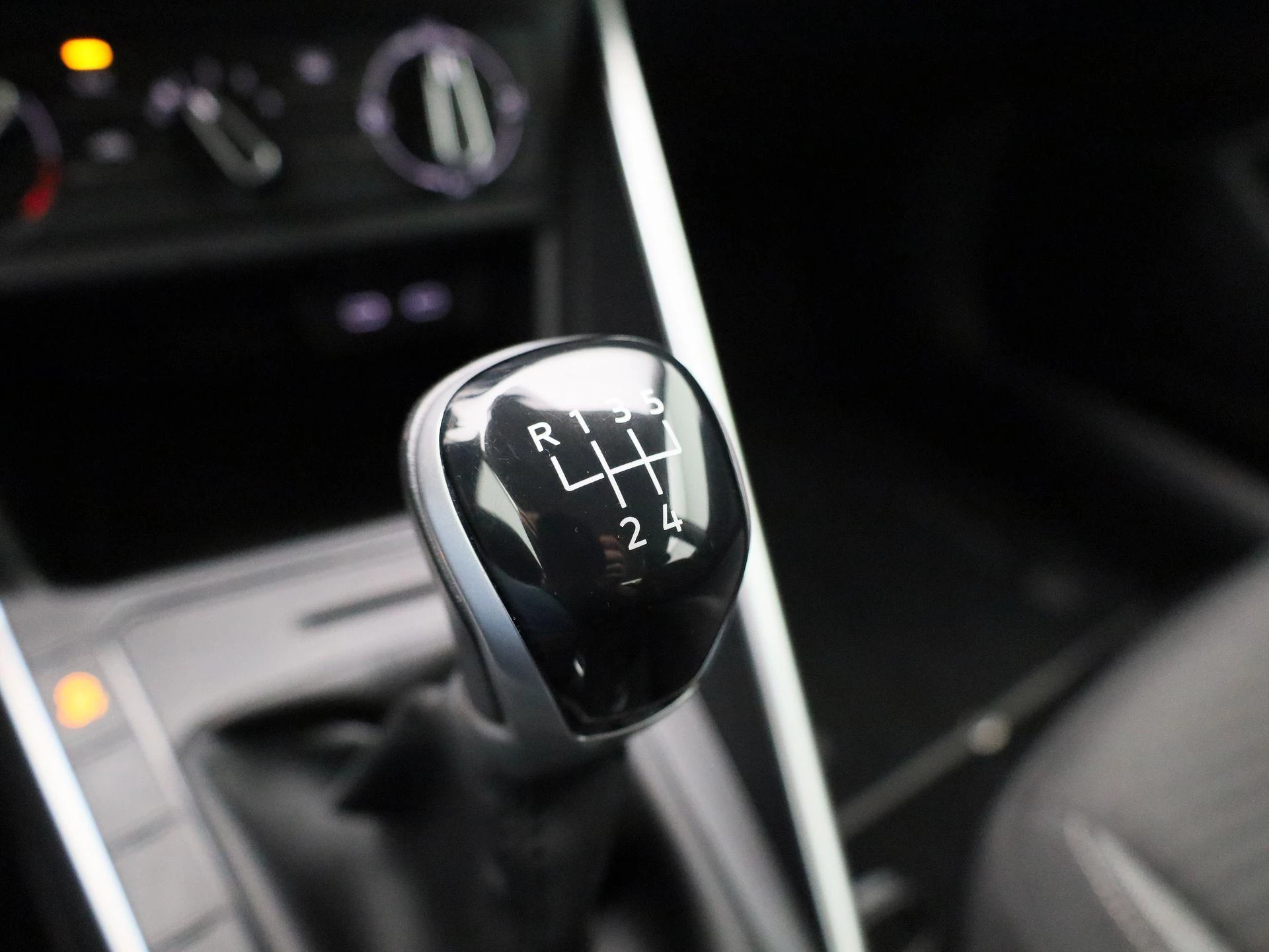 Volkswagen-Taigo-image-21