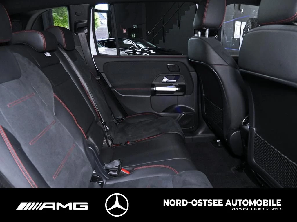 Mercedes-Benz EQB 300 4M AMG NIGHT PANO SHZ LED ACC HUD PDC AMG Line