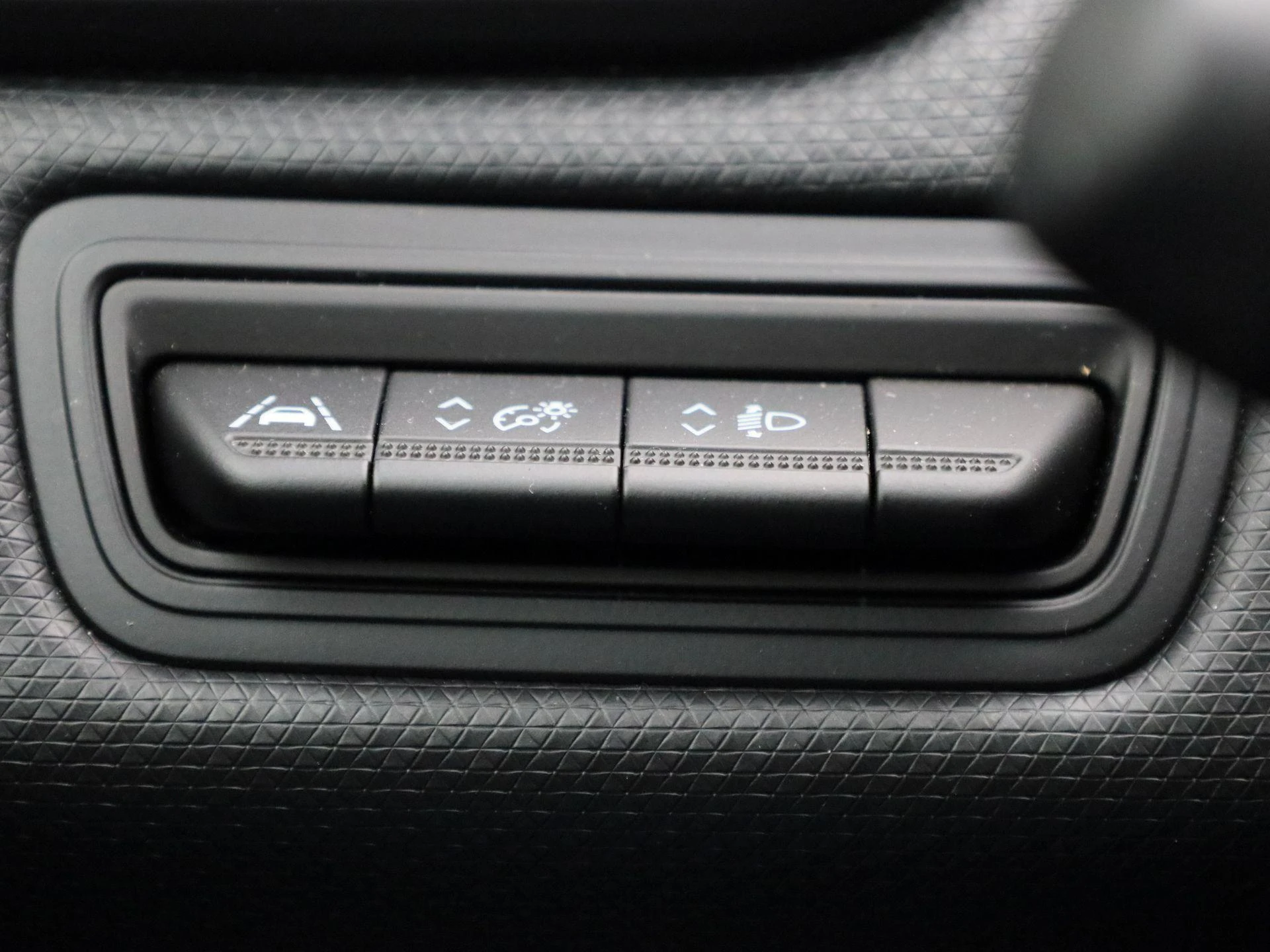 Renault-Clio-image-20