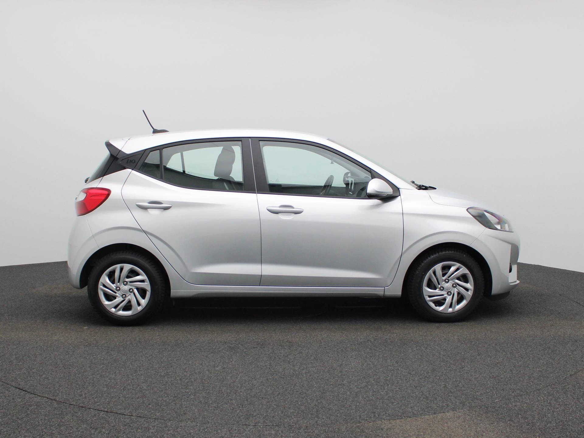 Hyundai-i10-image-5