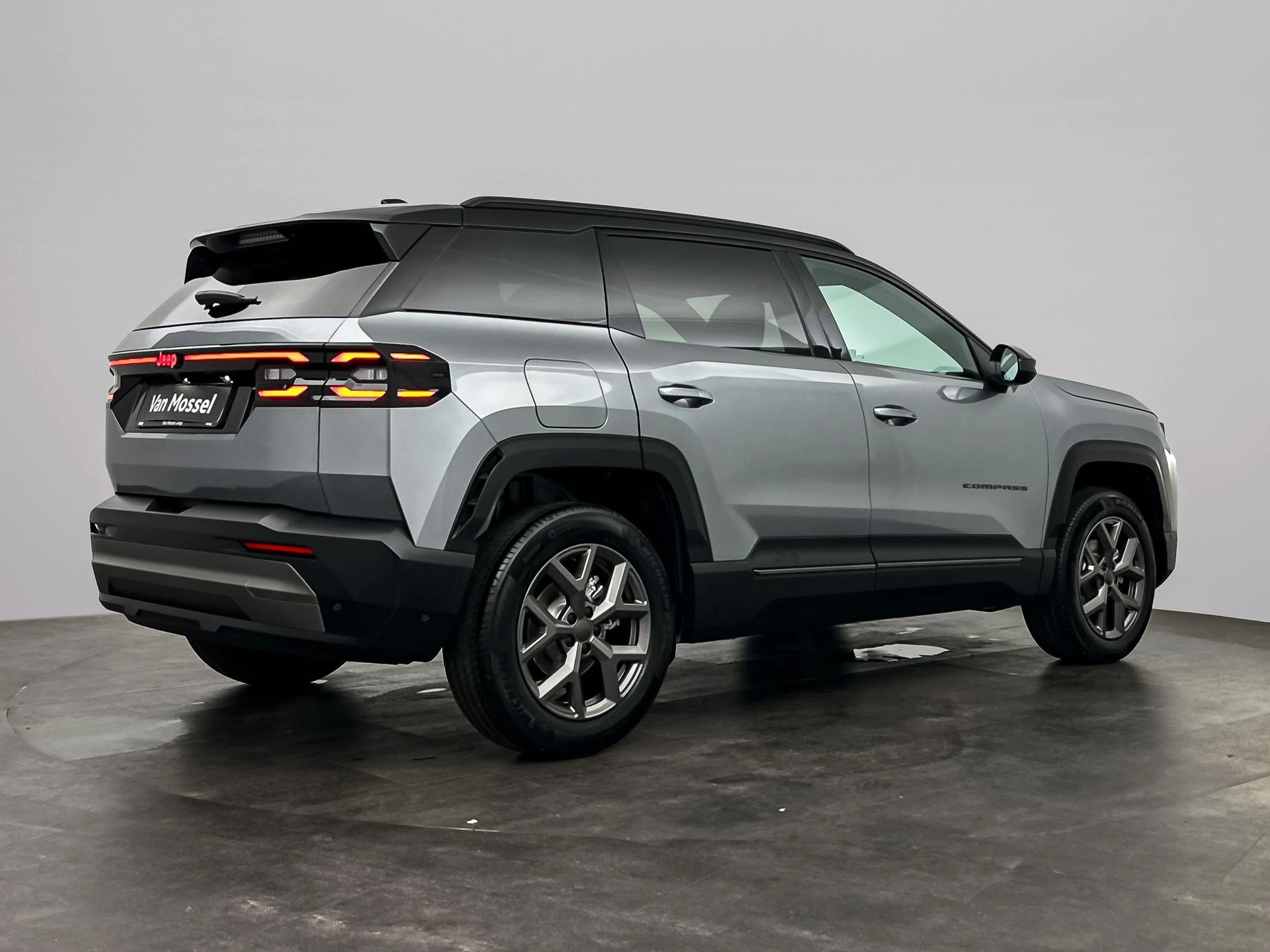 Jeep-Compass-image-5
