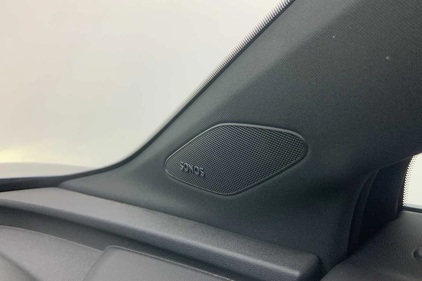 Audi-Q4 e-tron-image-22